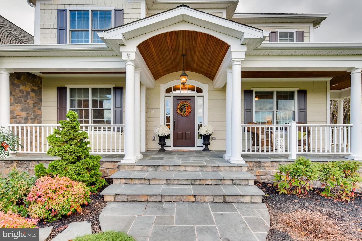 BRIAR KNOLL - Residential