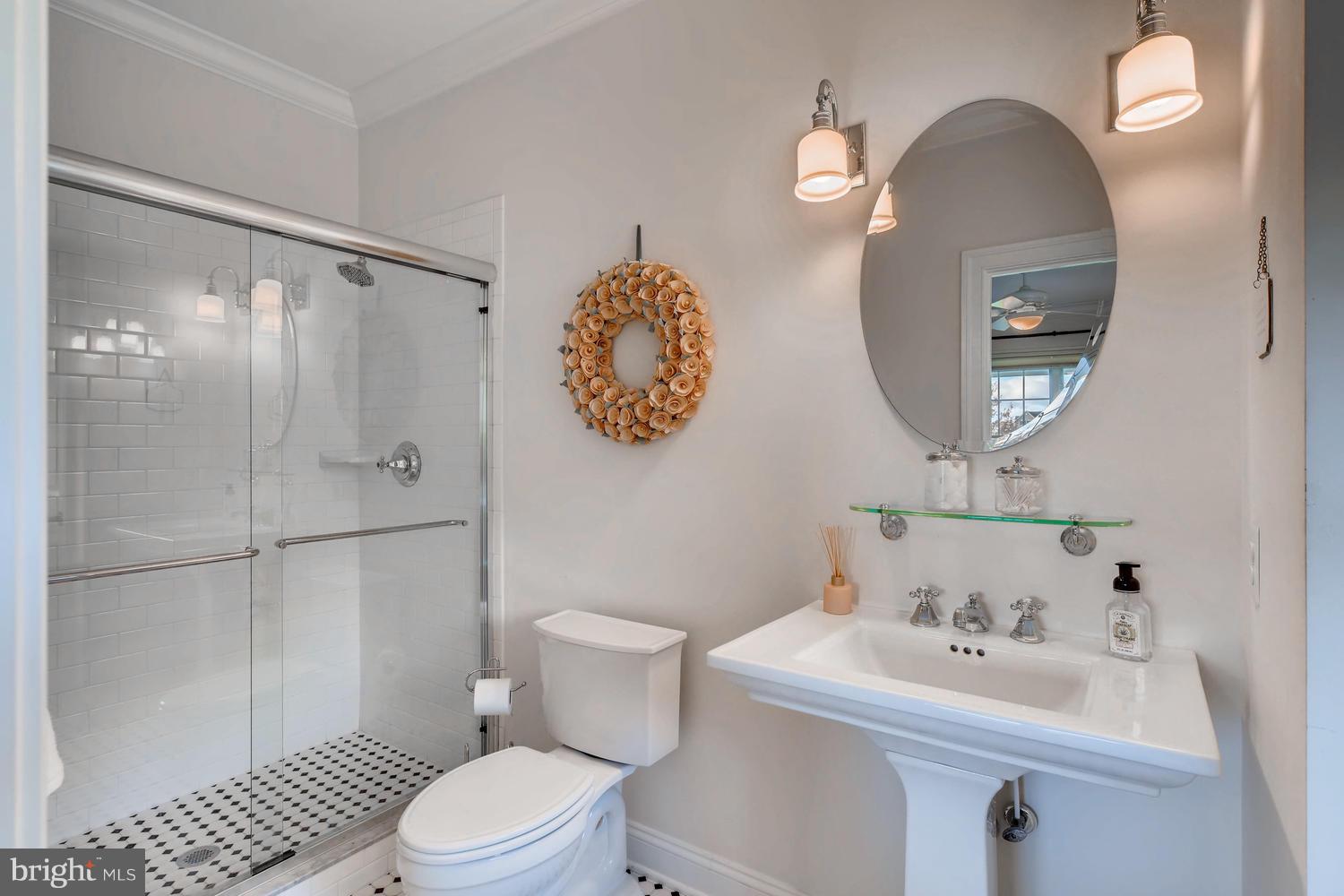 BRIAR KNOLL - Residential