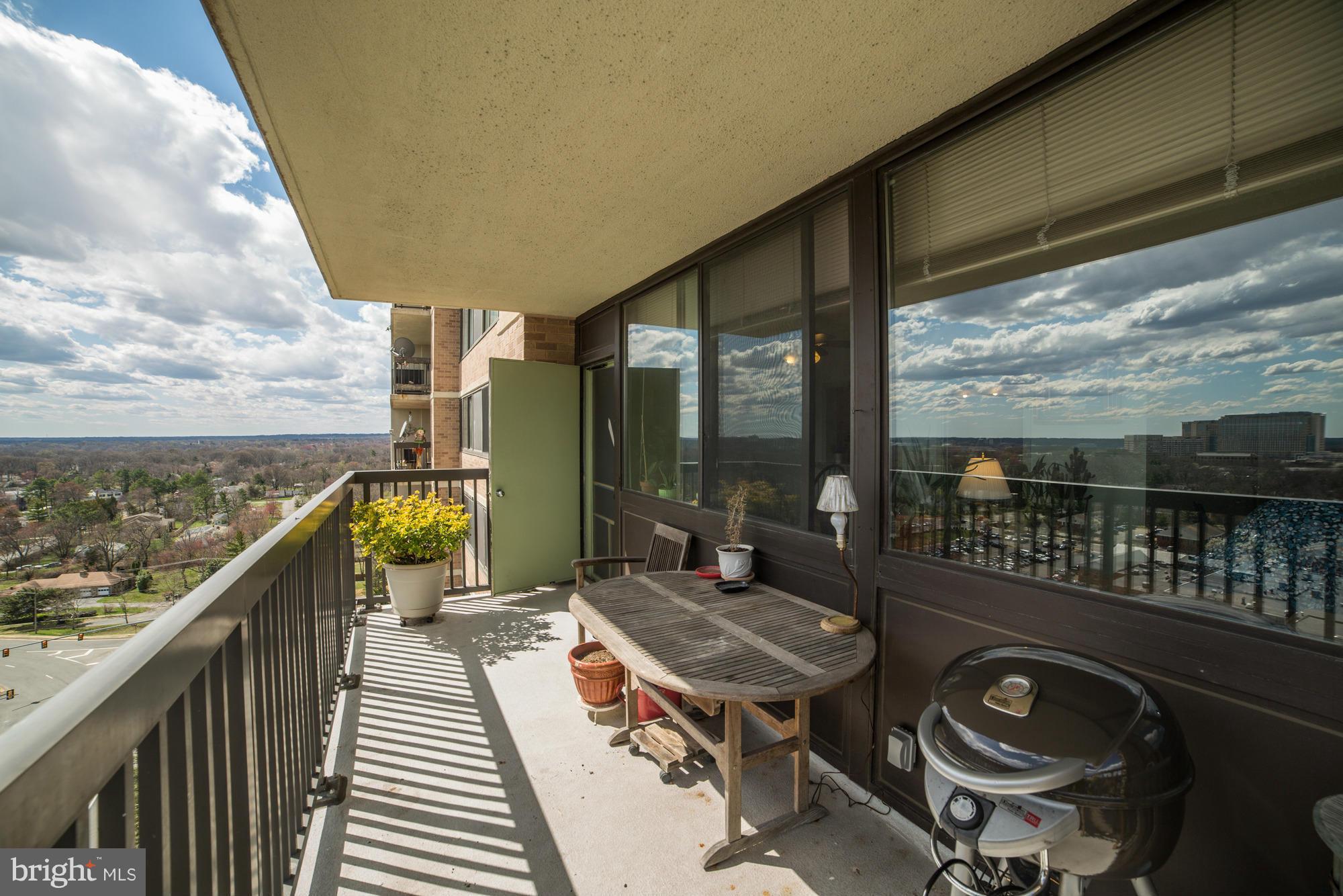 SKYLINE SQUARE CONDO - Residential