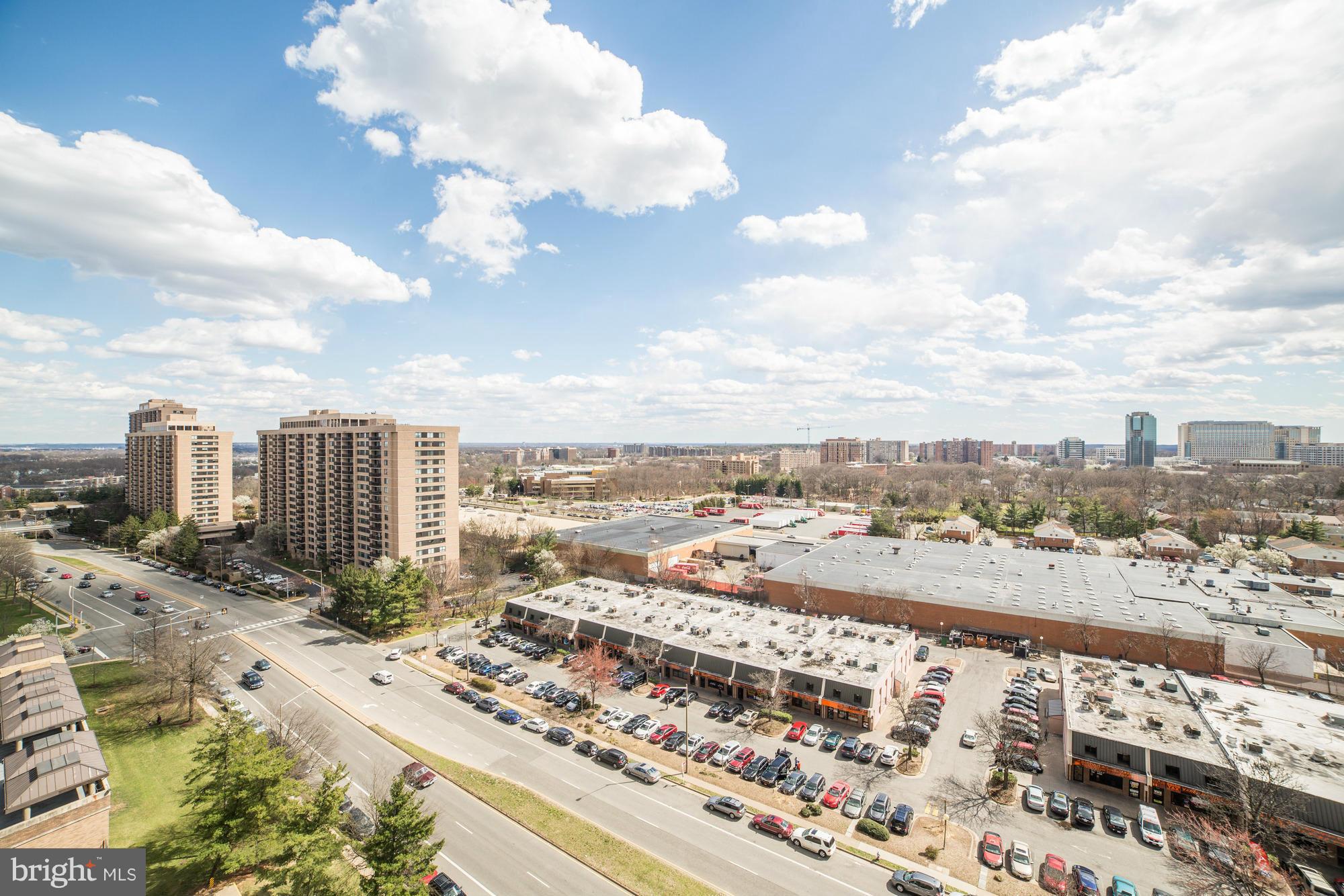 SKYLINE SQUARE CONDO - Residential