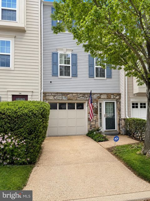Photo of 112 Cahill Dr, ALEXANDRIA, VA 22304 (MLS # VAAX2060368)