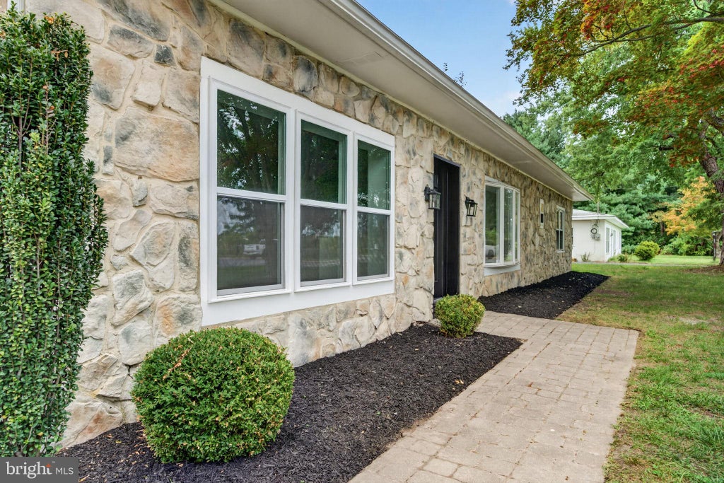 Photo of 120 Tuckahoe Road, SEWELL, NJ 08080 (MLS # NJGL2079564)