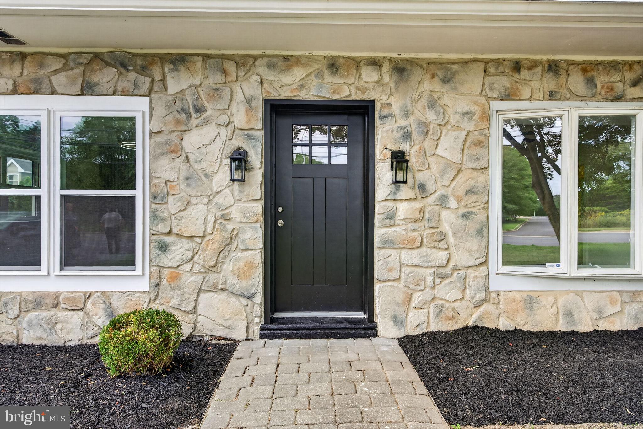 120 TUCKAHOE ROAD