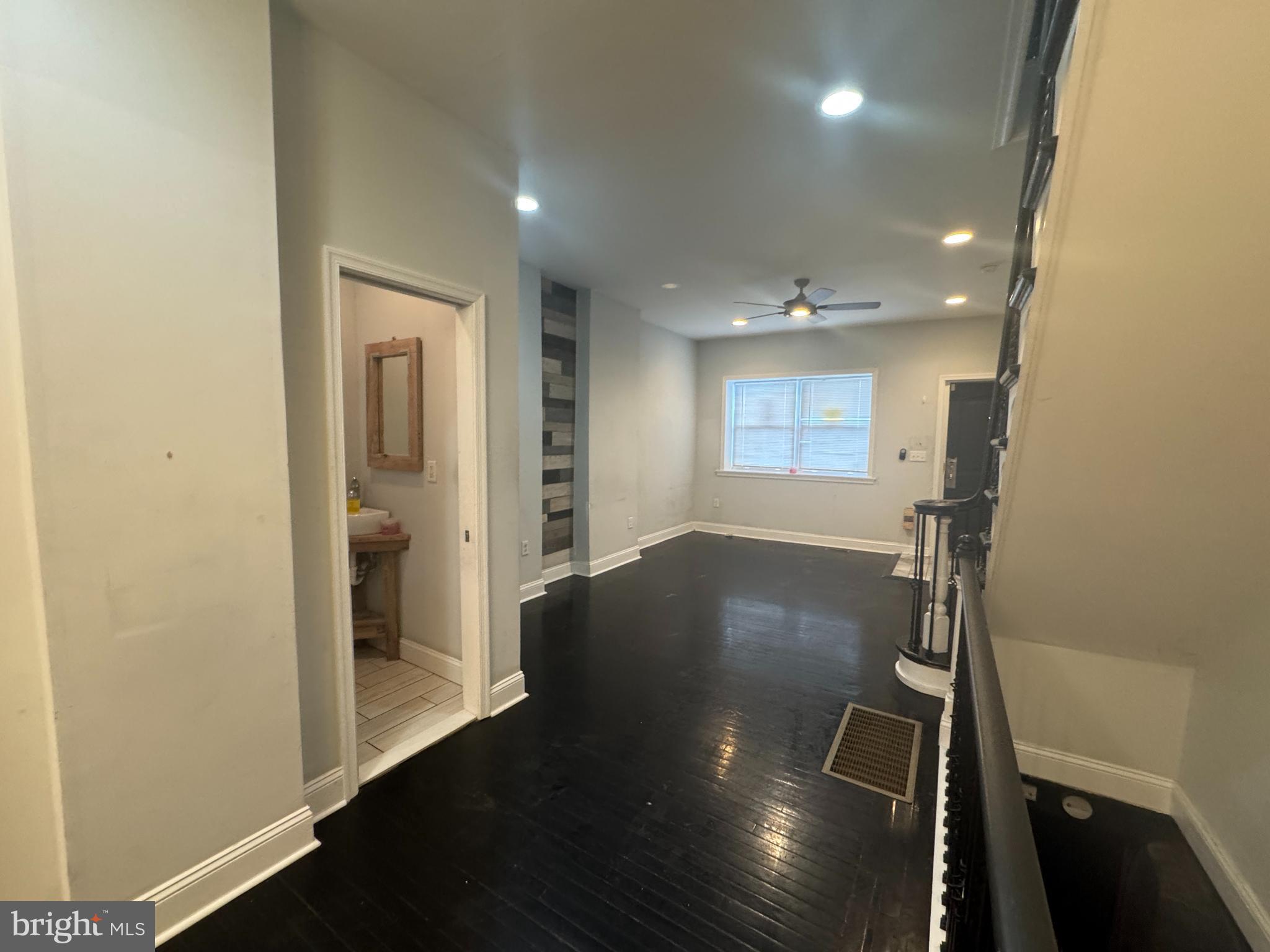 PORT RICHMOND - Residential