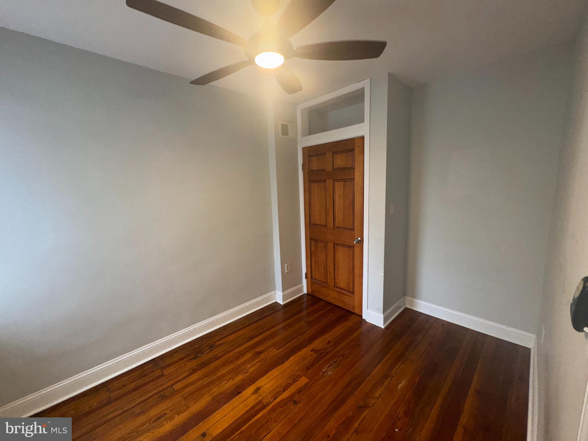PORT RICHMOND - Residential