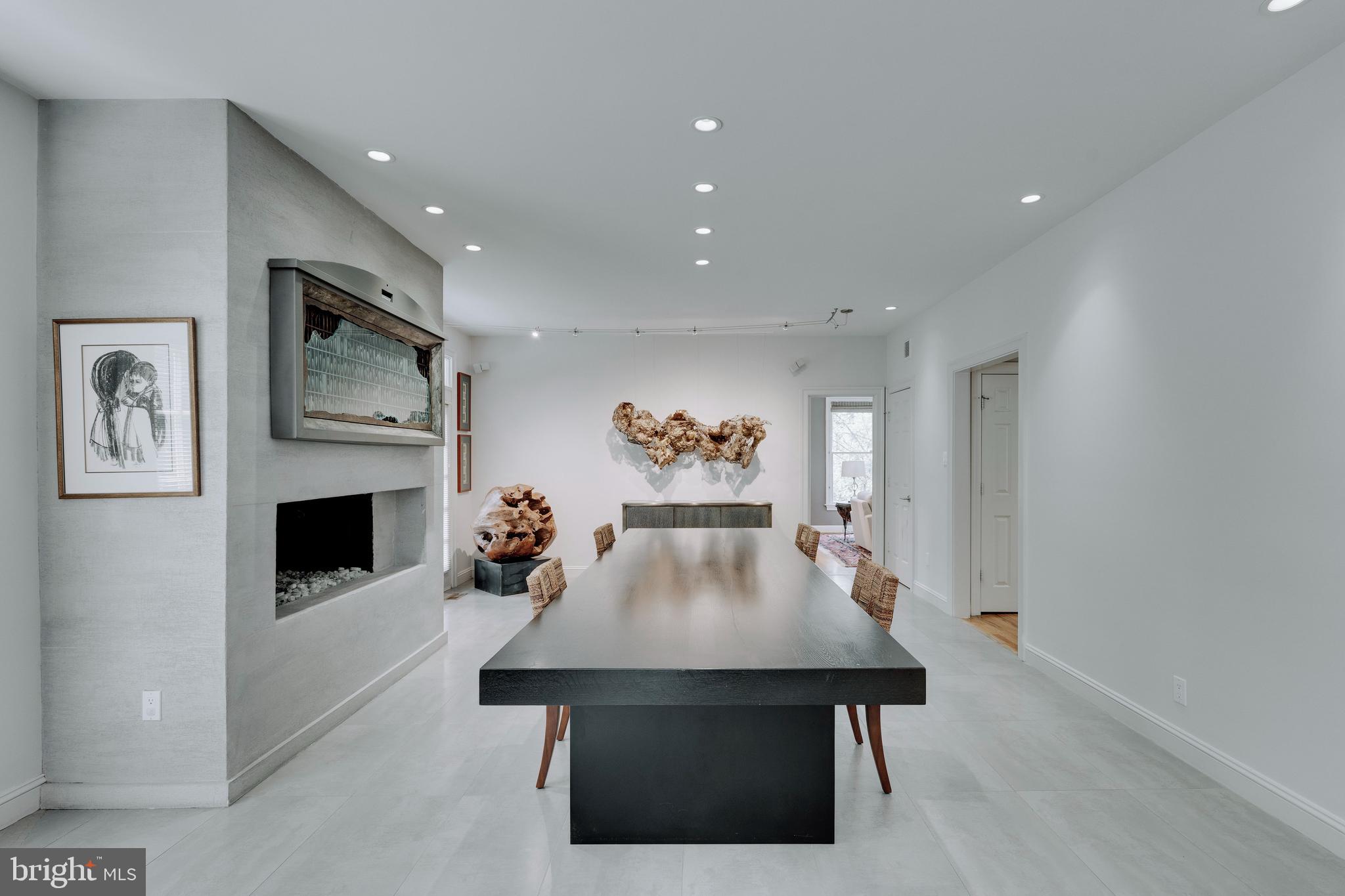 GLEN HILLS - Residential