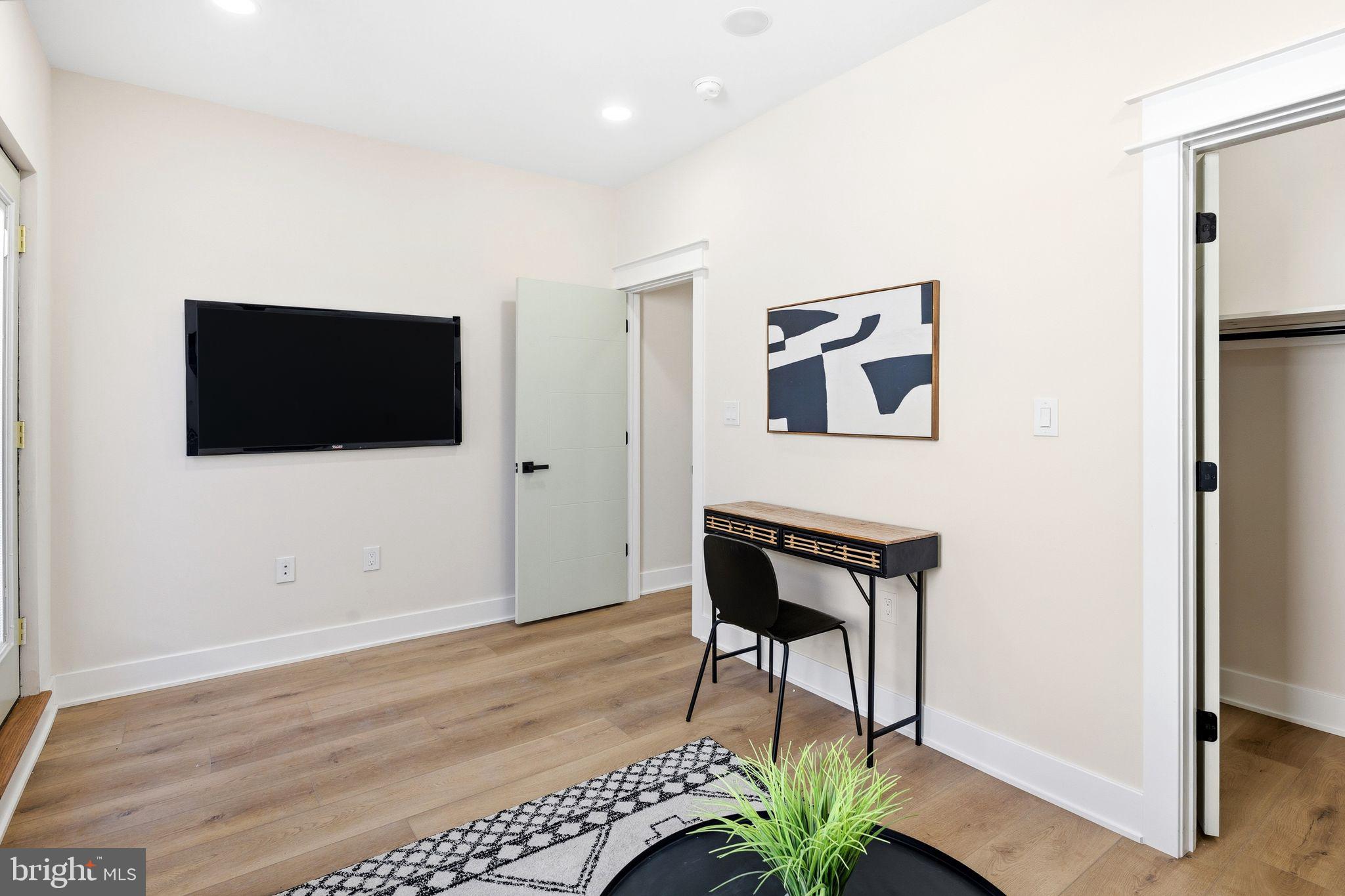 NEWBOLD - Residential