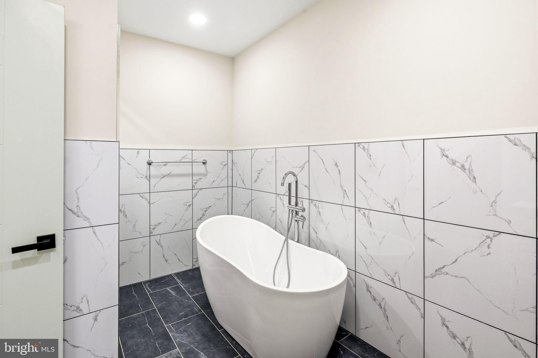 NEWBOLD - Residential