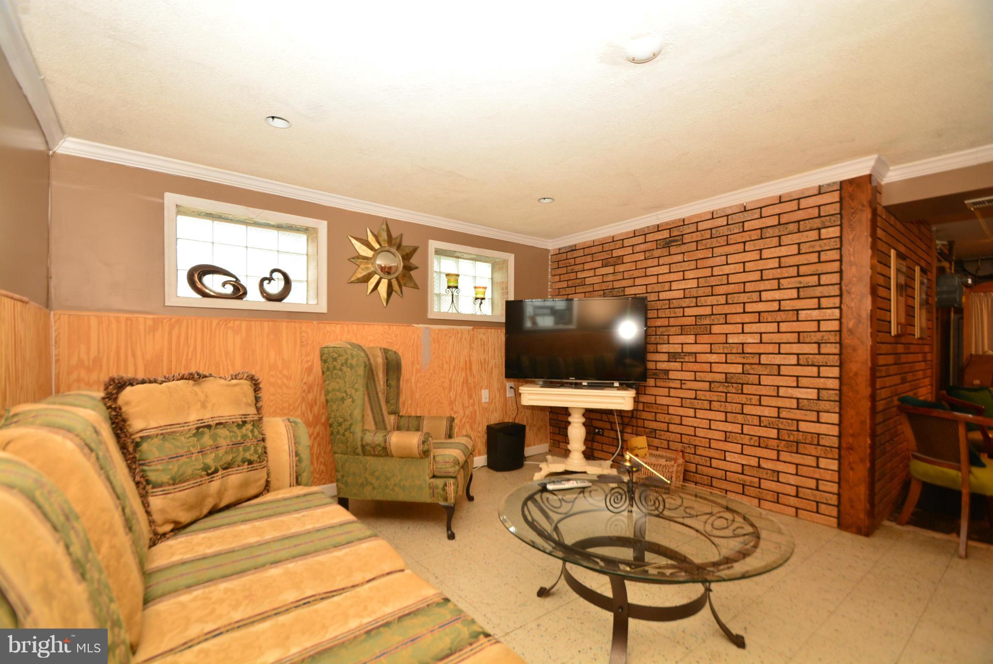 PARKVILLE - Residential