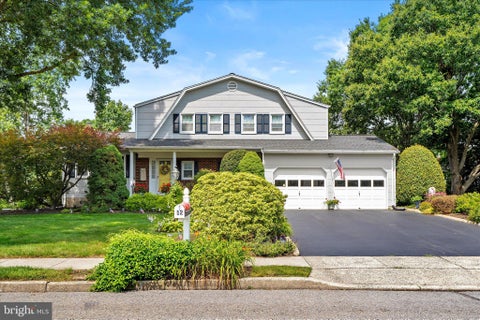 Homes For Sale - 12 Michele Court<br/> HAMILTON, NJ 08619