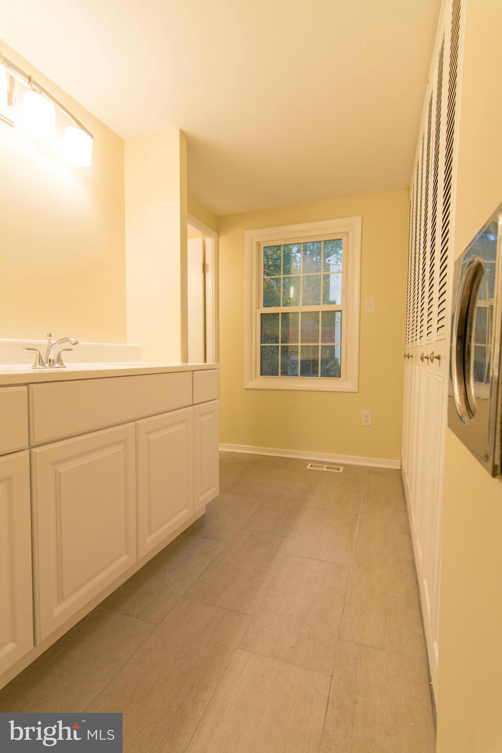 VILLAGE OF LONG REACH - Residential