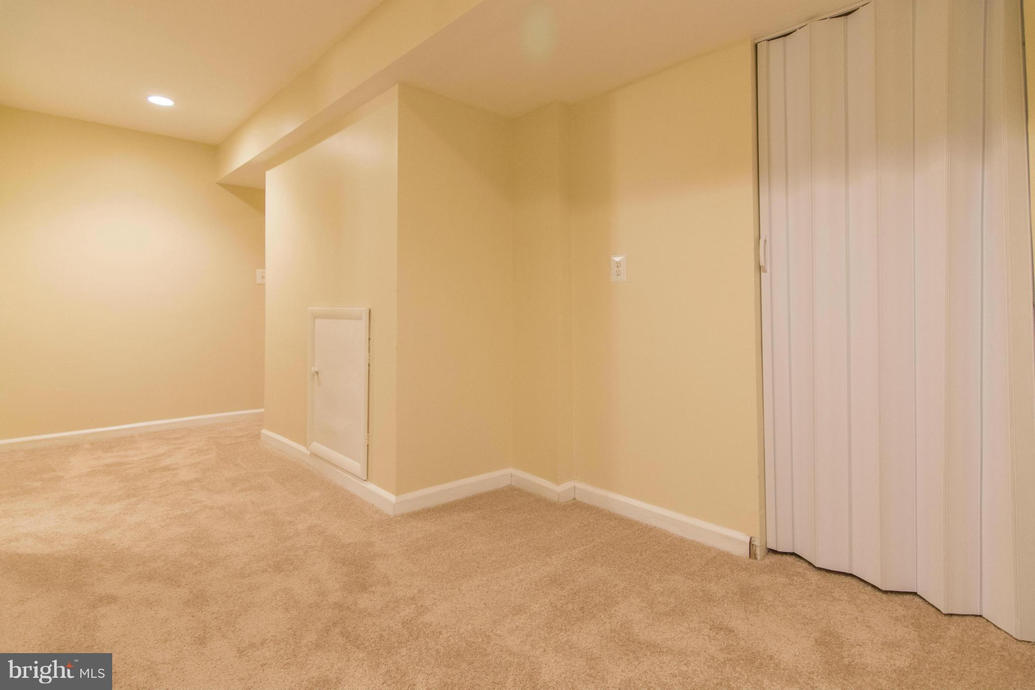 VILLAGE OF LONG REACH - Residential