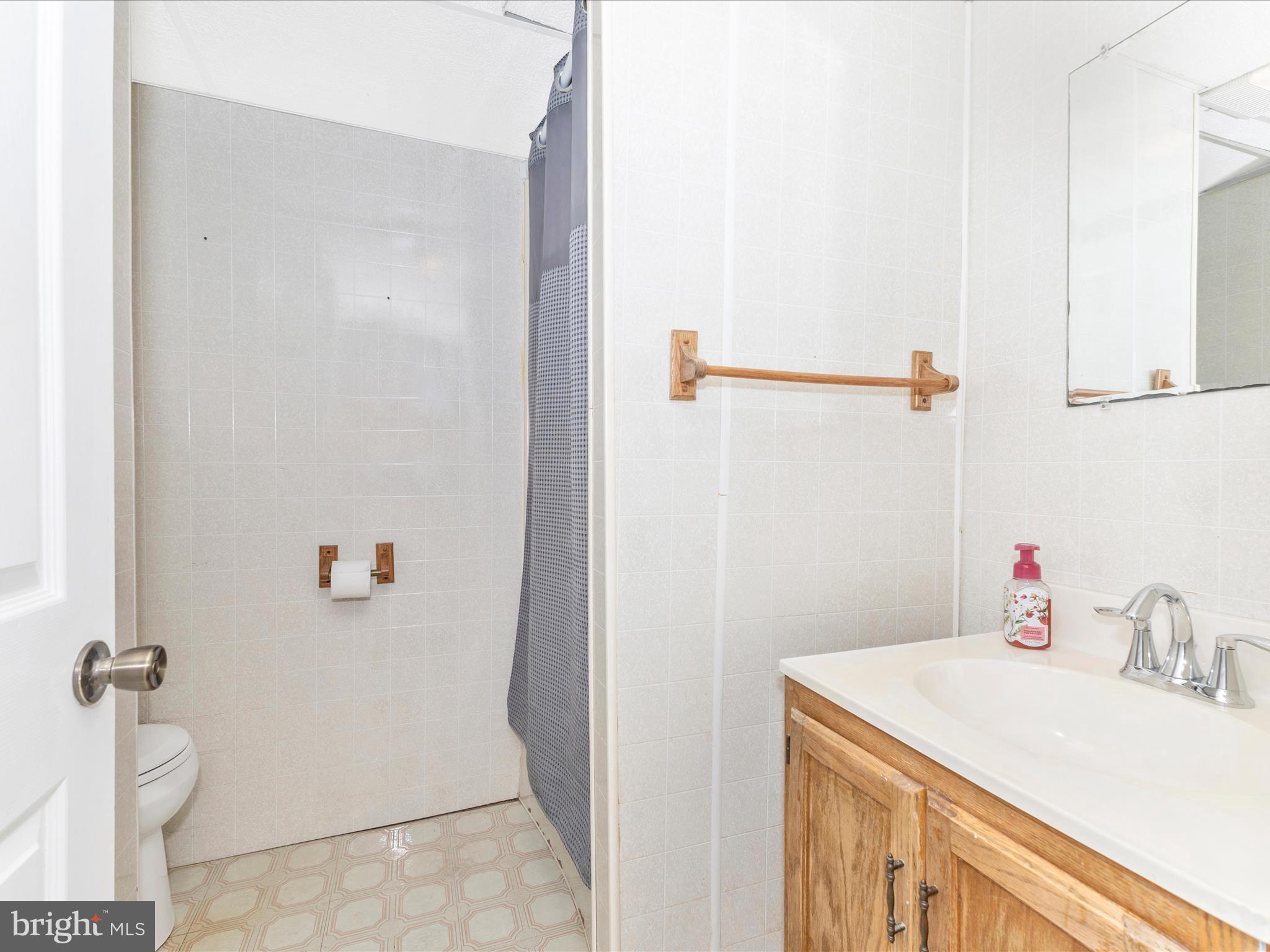 WATERSIDE - Residential