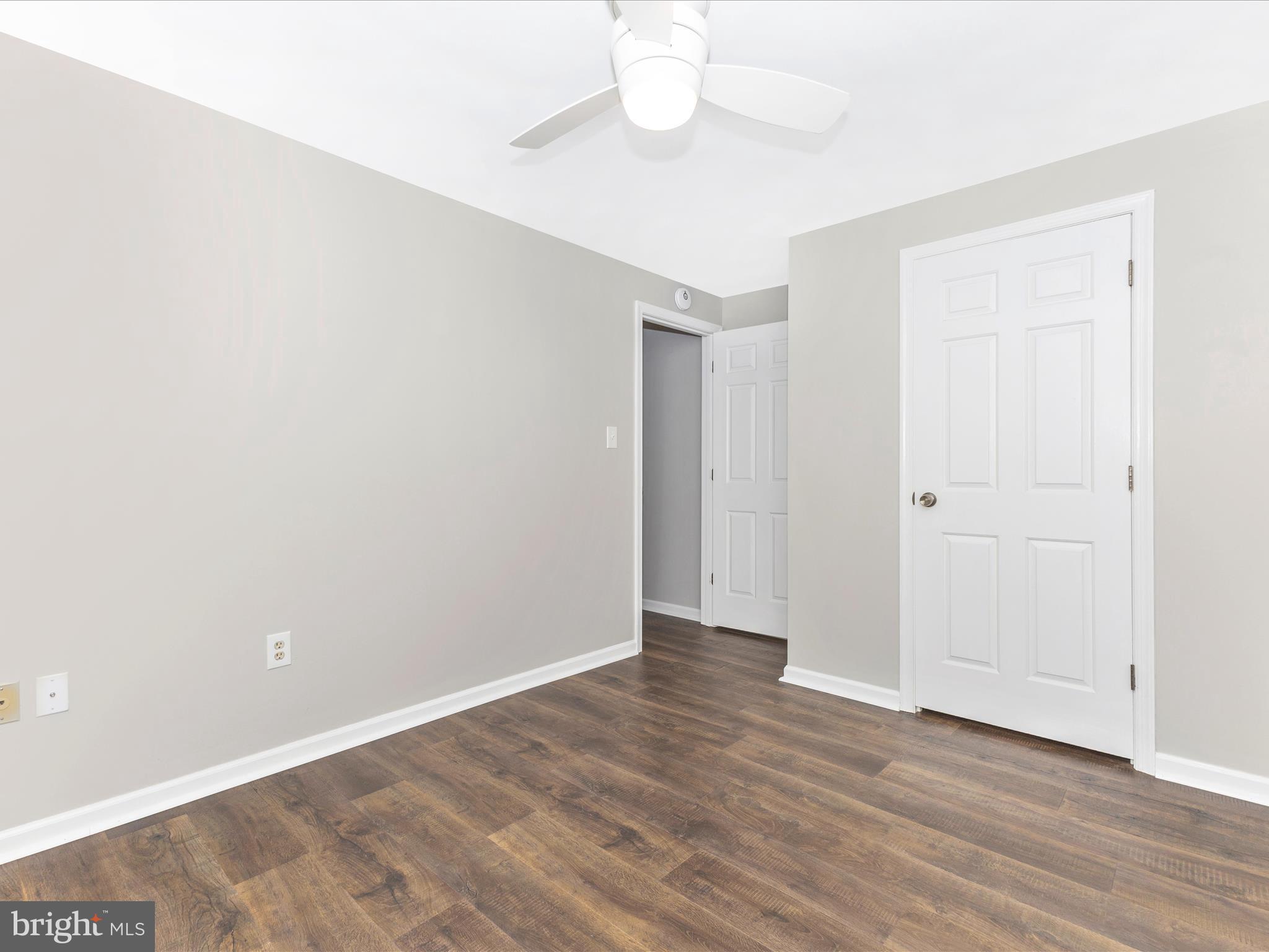 WATERSIDE - Residential