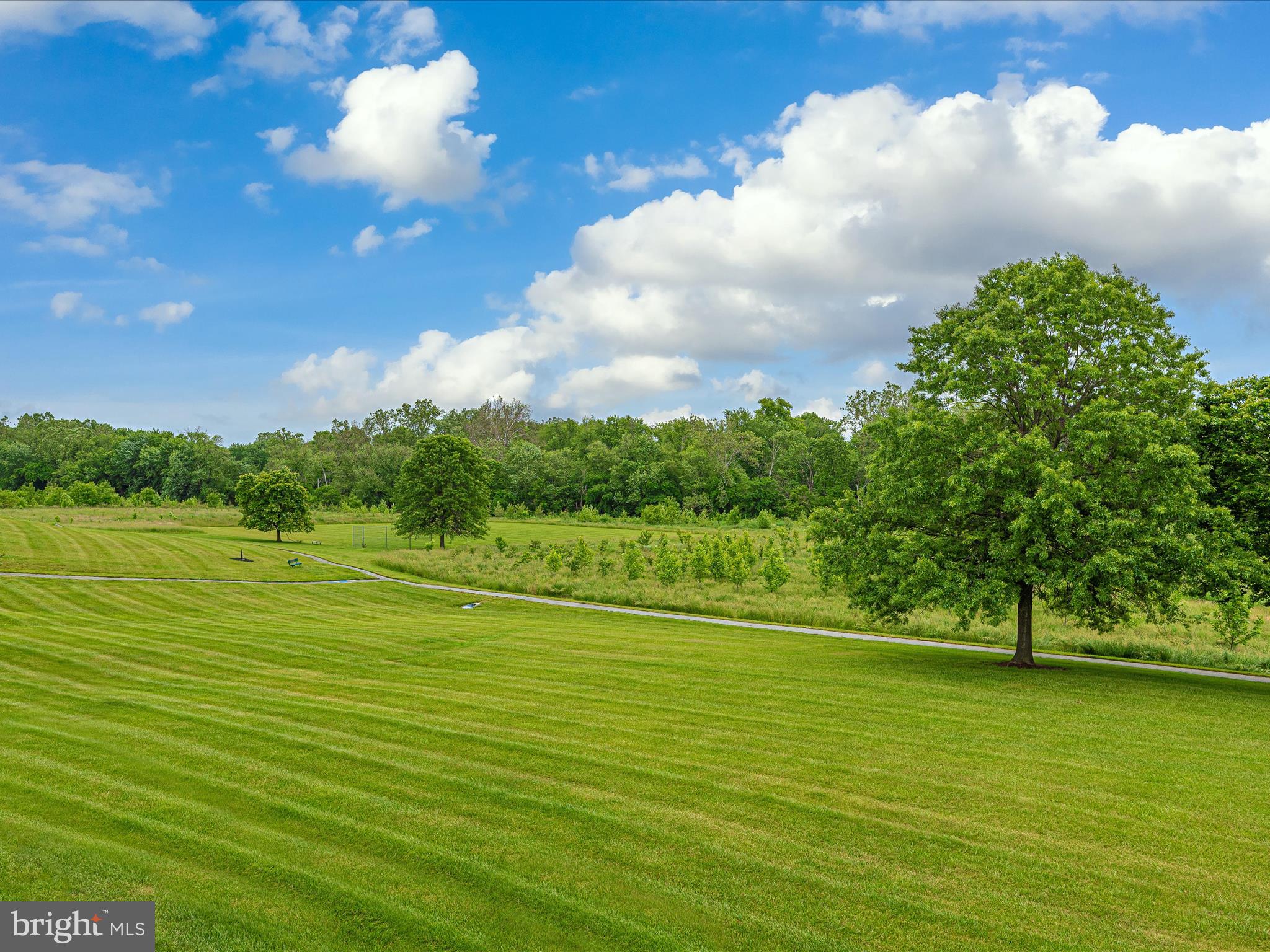 WATERSIDE - Residential