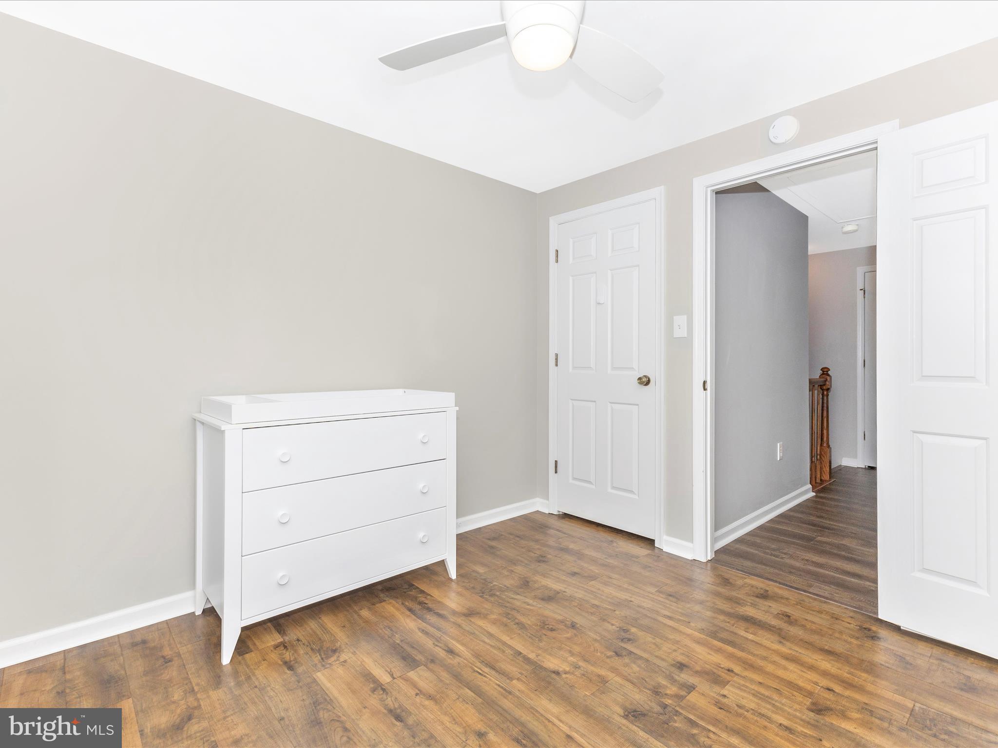 WATERSIDE - Residential