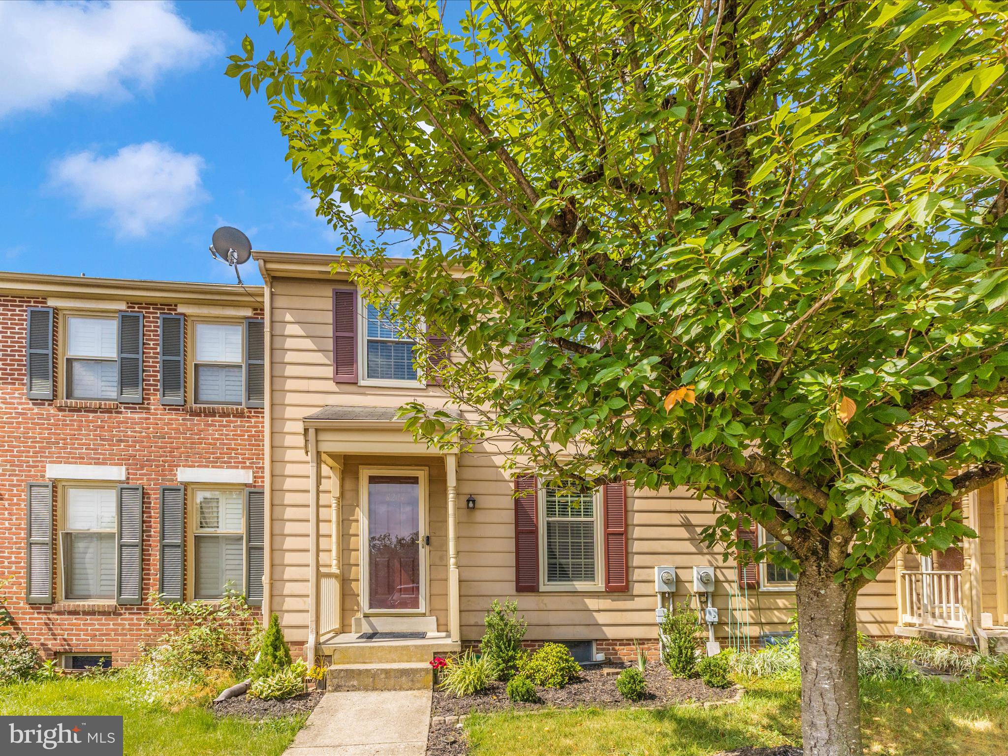 8204 RED WING COURT