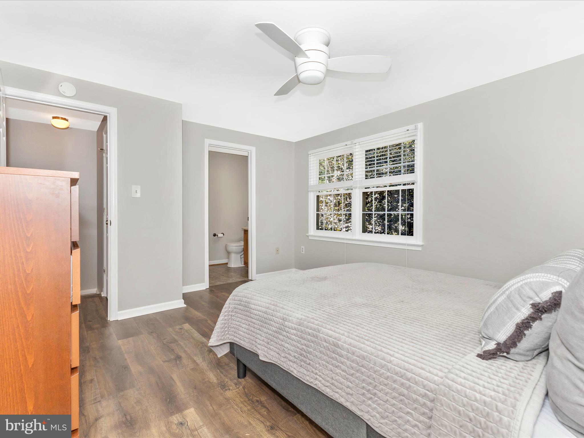 WATERSIDE - Residential