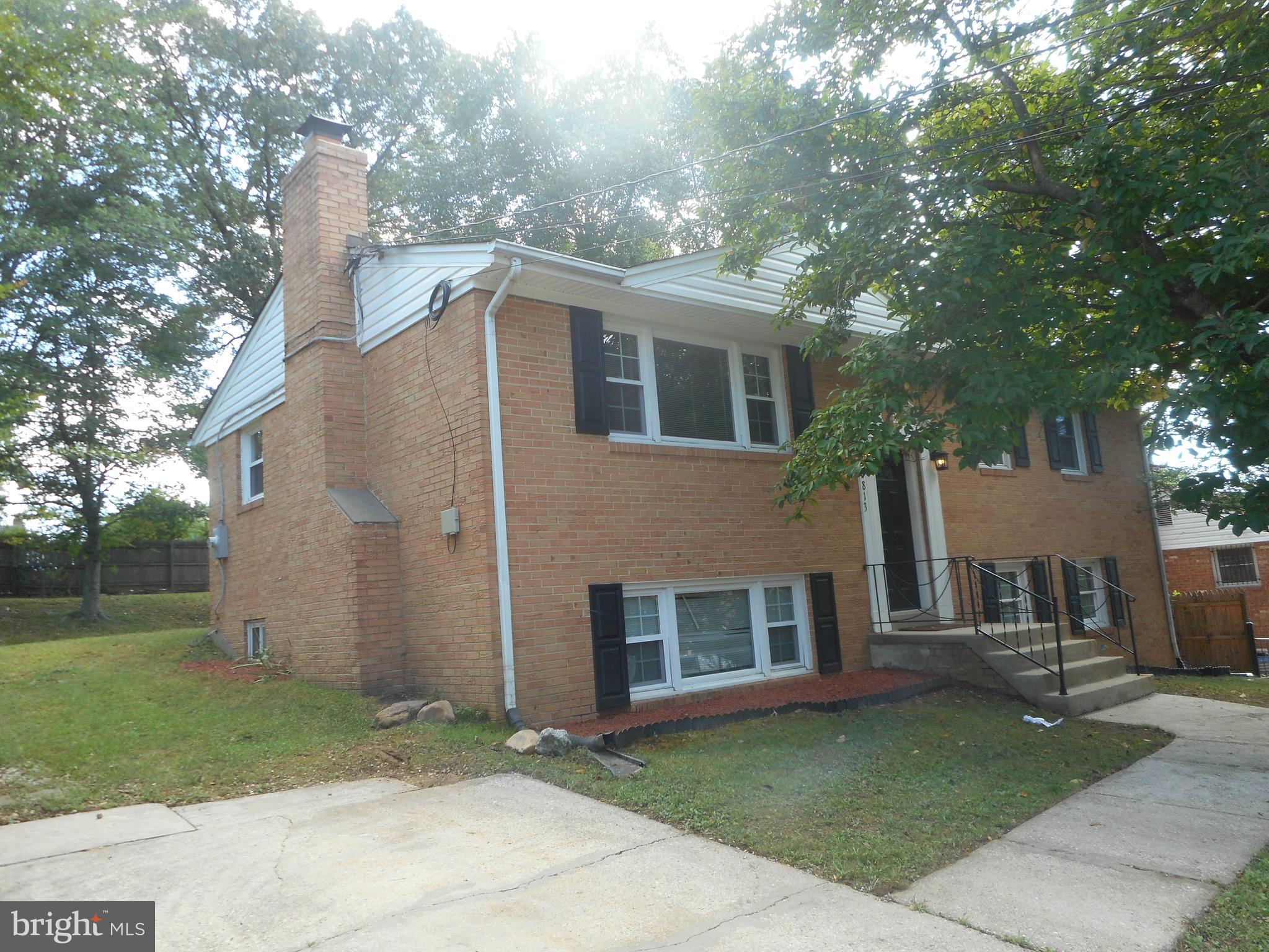 CRESTVIEW MANOR - Residential