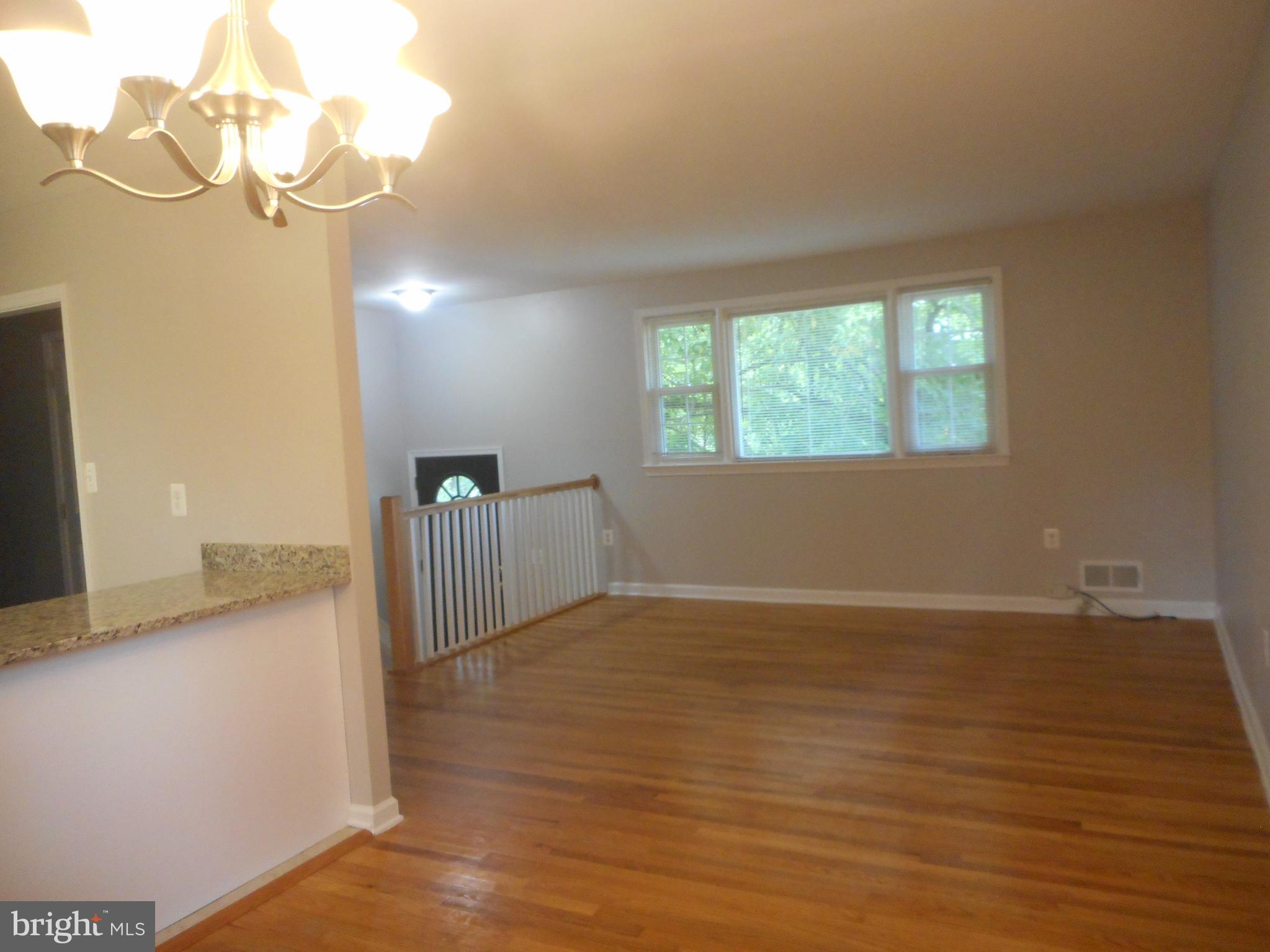 CRESTVIEW MANOR - Residential