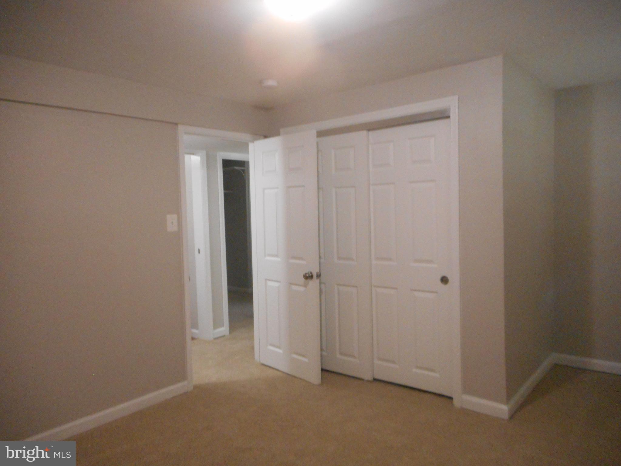 CRESTVIEW MANOR - Residential