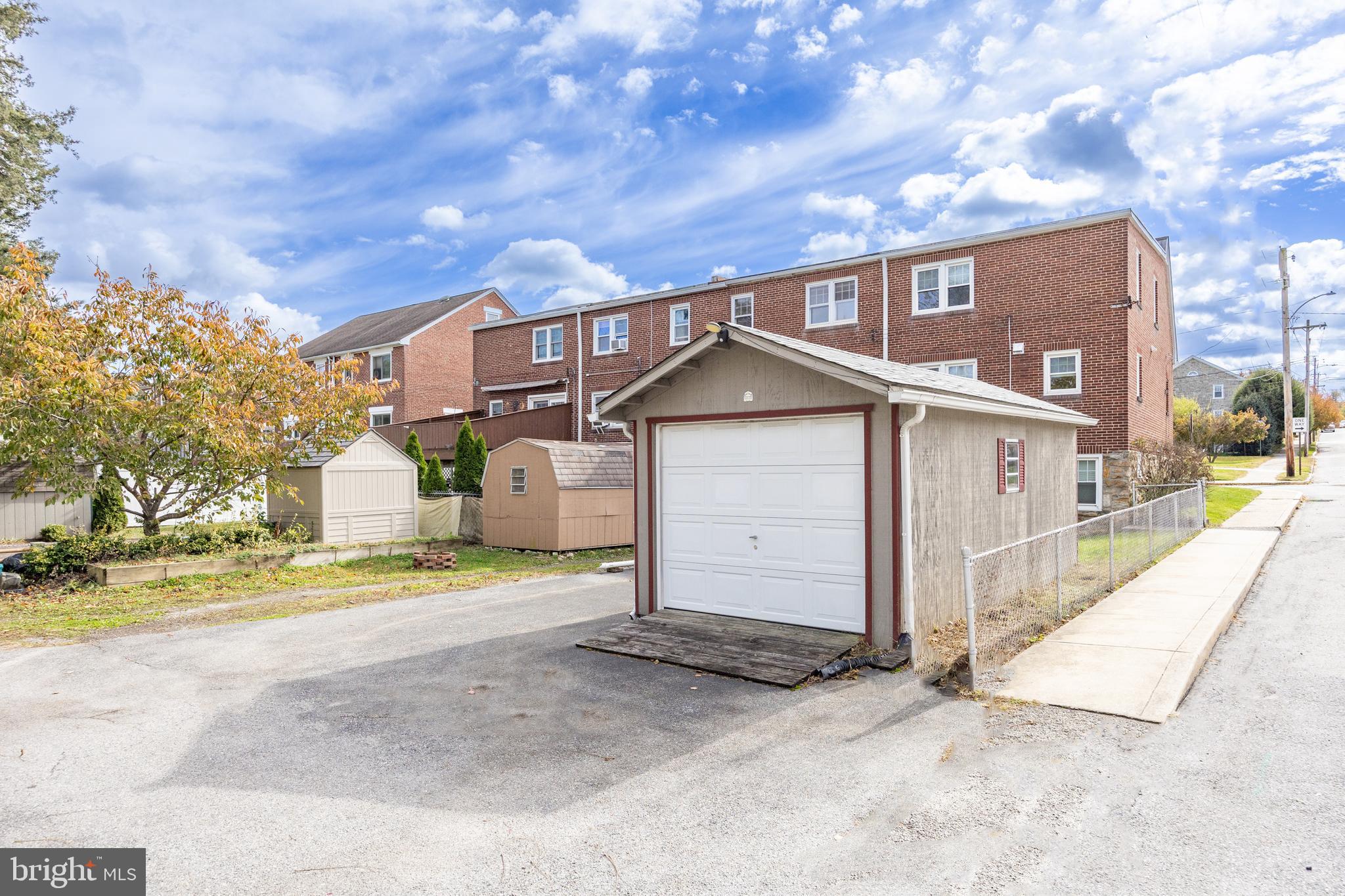 DOWNINGTOWN BORO - Residential Lease