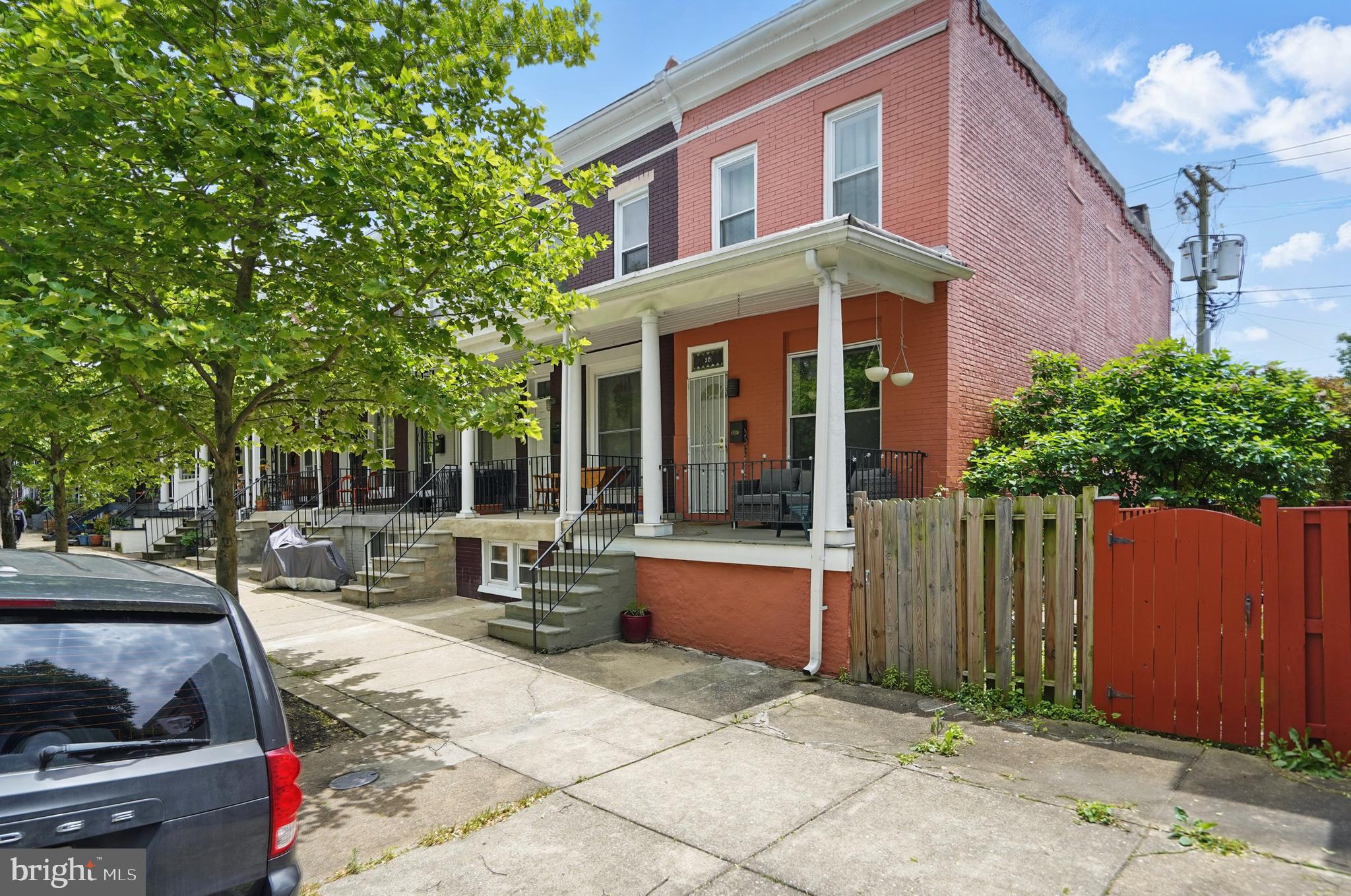 CHARLES VILLAGE - Residential Lease