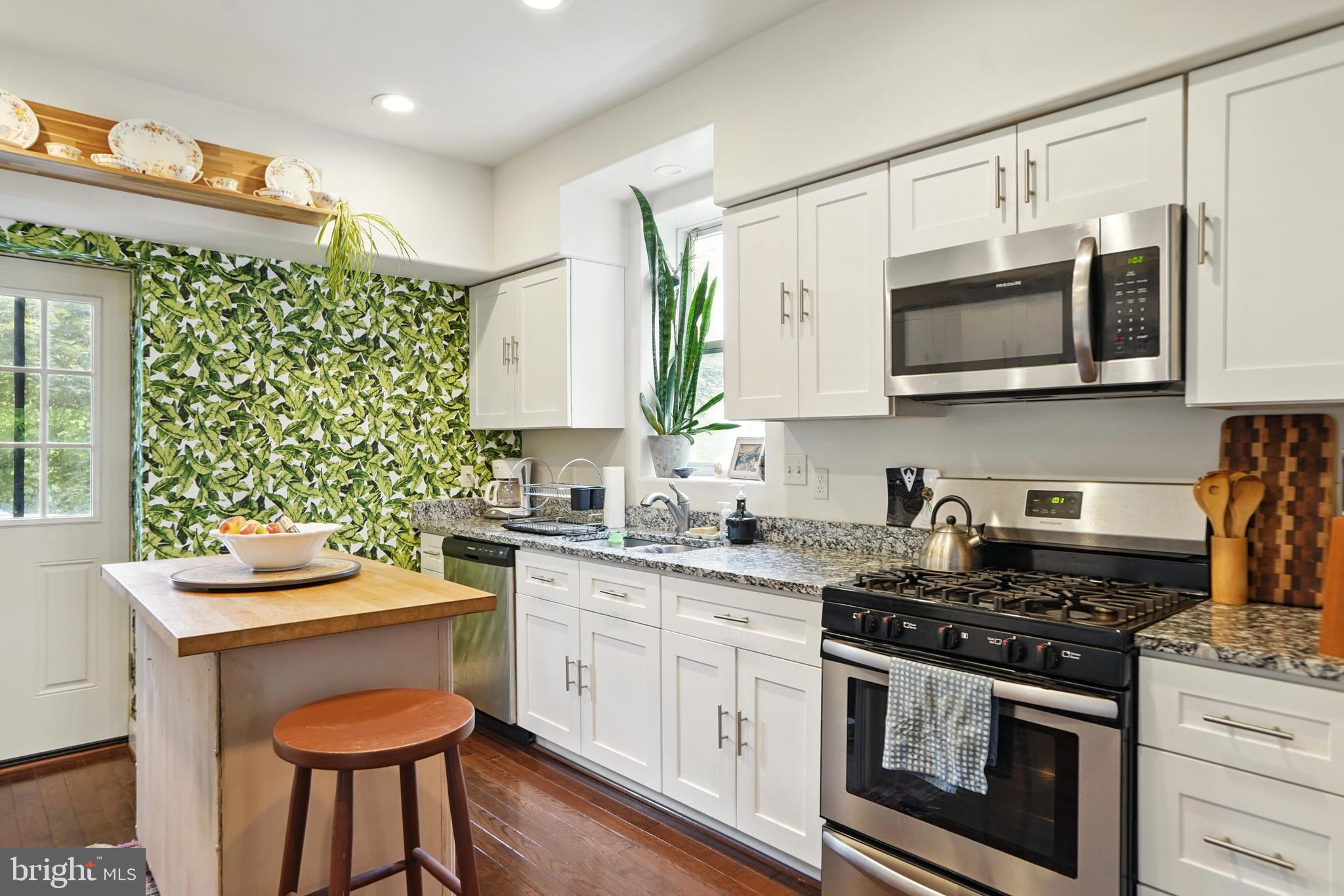 CHARLES VILLAGE - Residential Lease