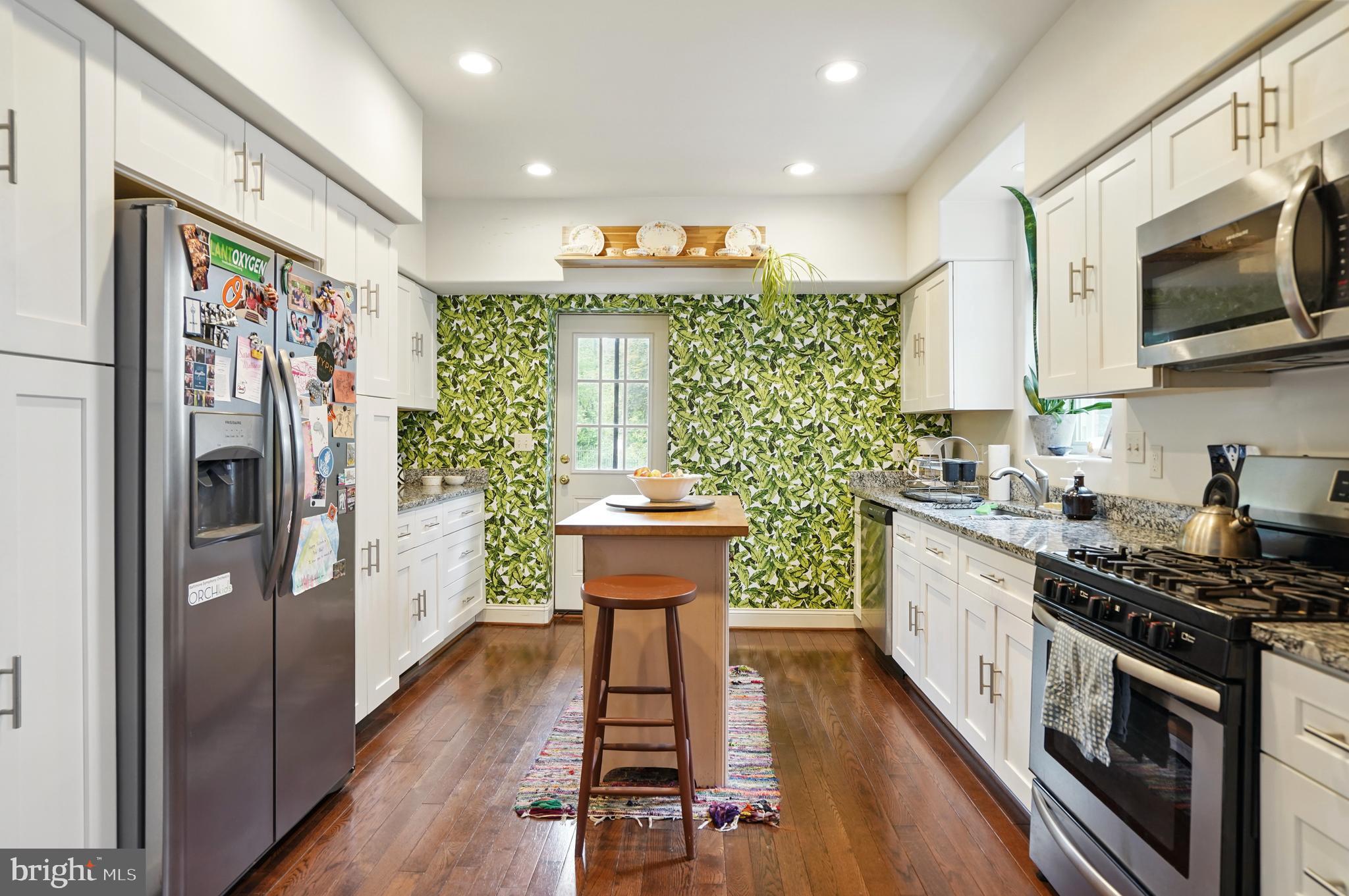 CHARLES VILLAGE - Residential Lease