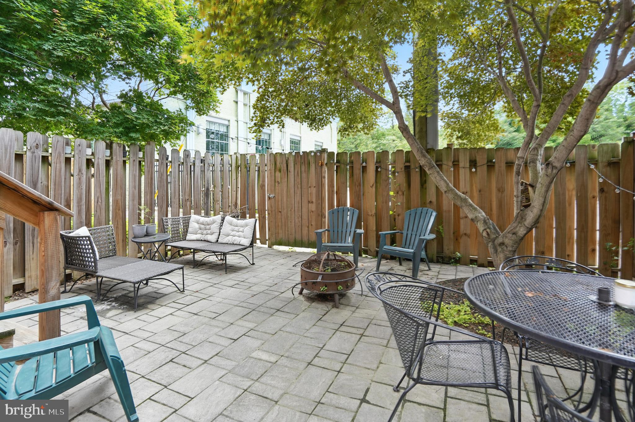 CHARLES VILLAGE - Residential Lease