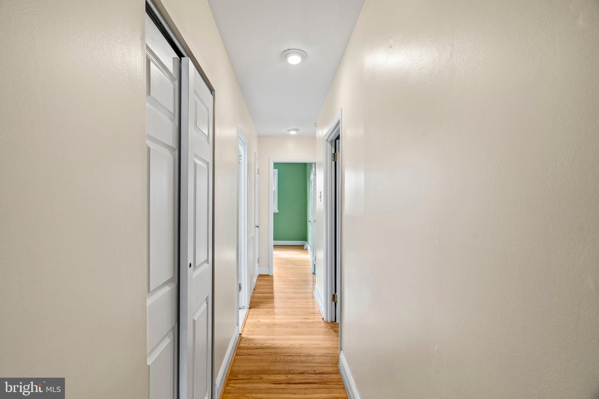 ROXBOROUGH - Residential