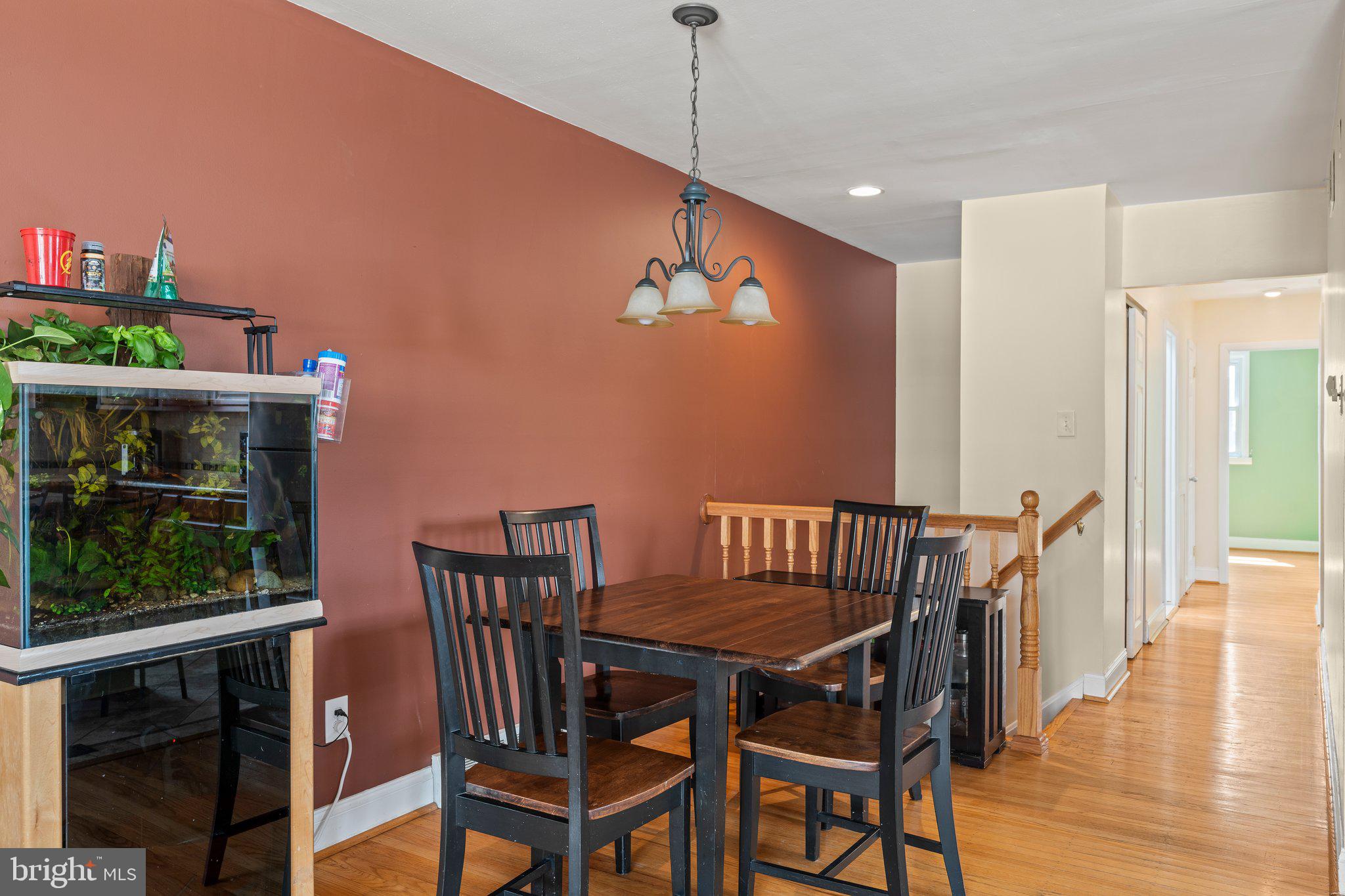 ROXBOROUGH - Residential