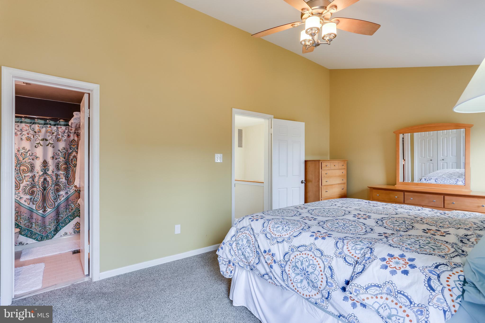 TOLL HOUSE - Residential