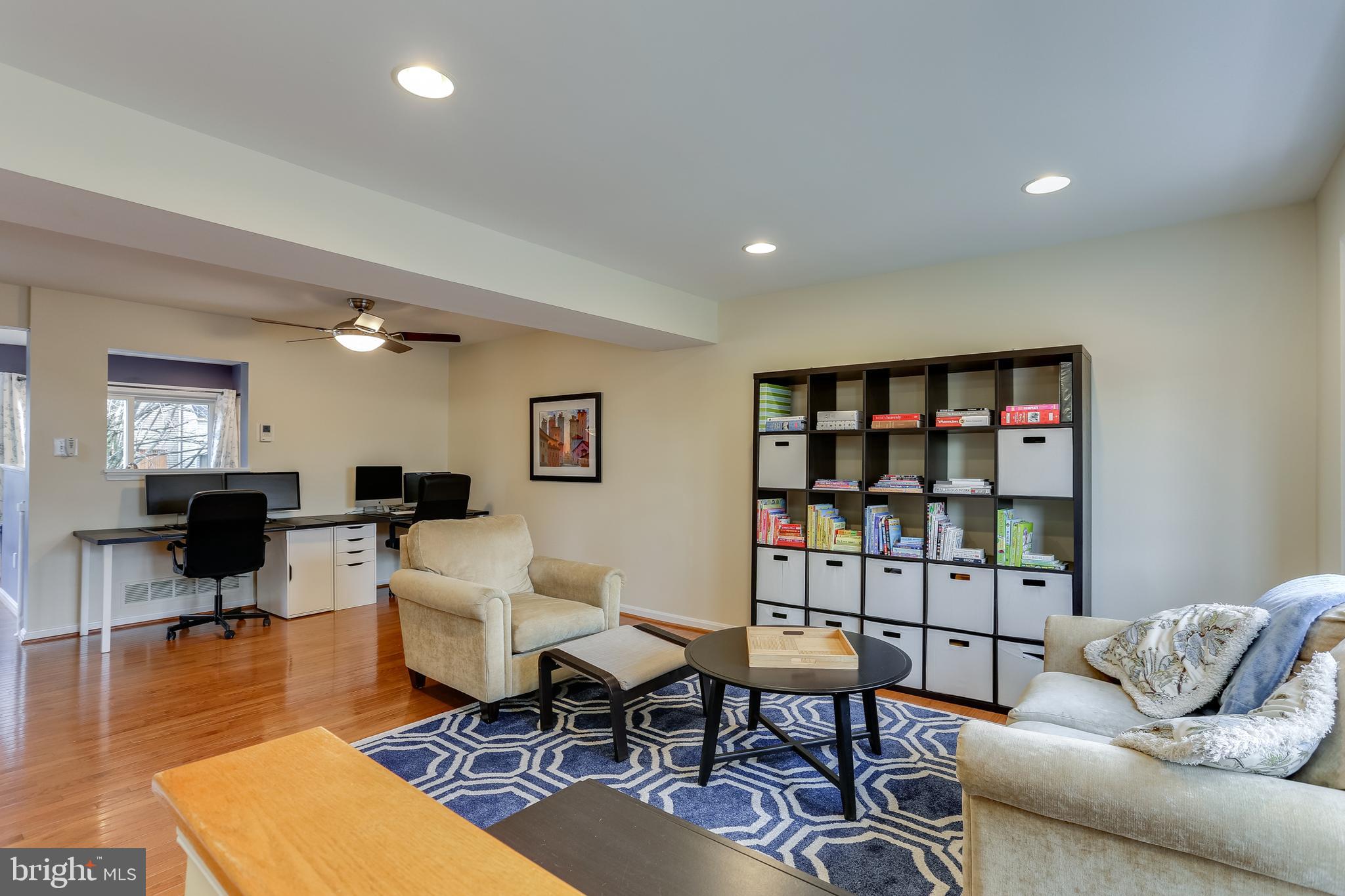 TOLL HOUSE - Residential