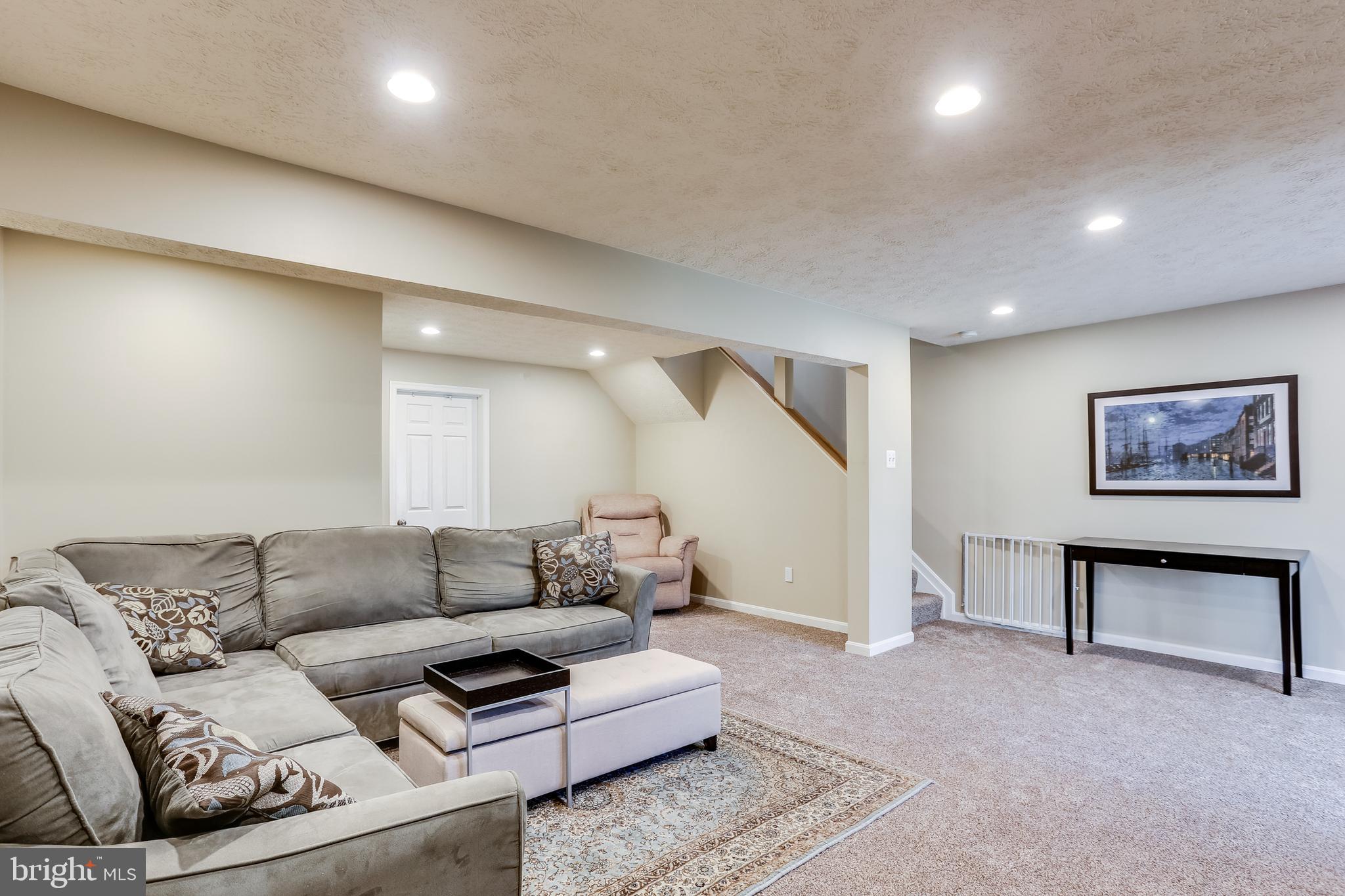 TOLL HOUSE - Residential