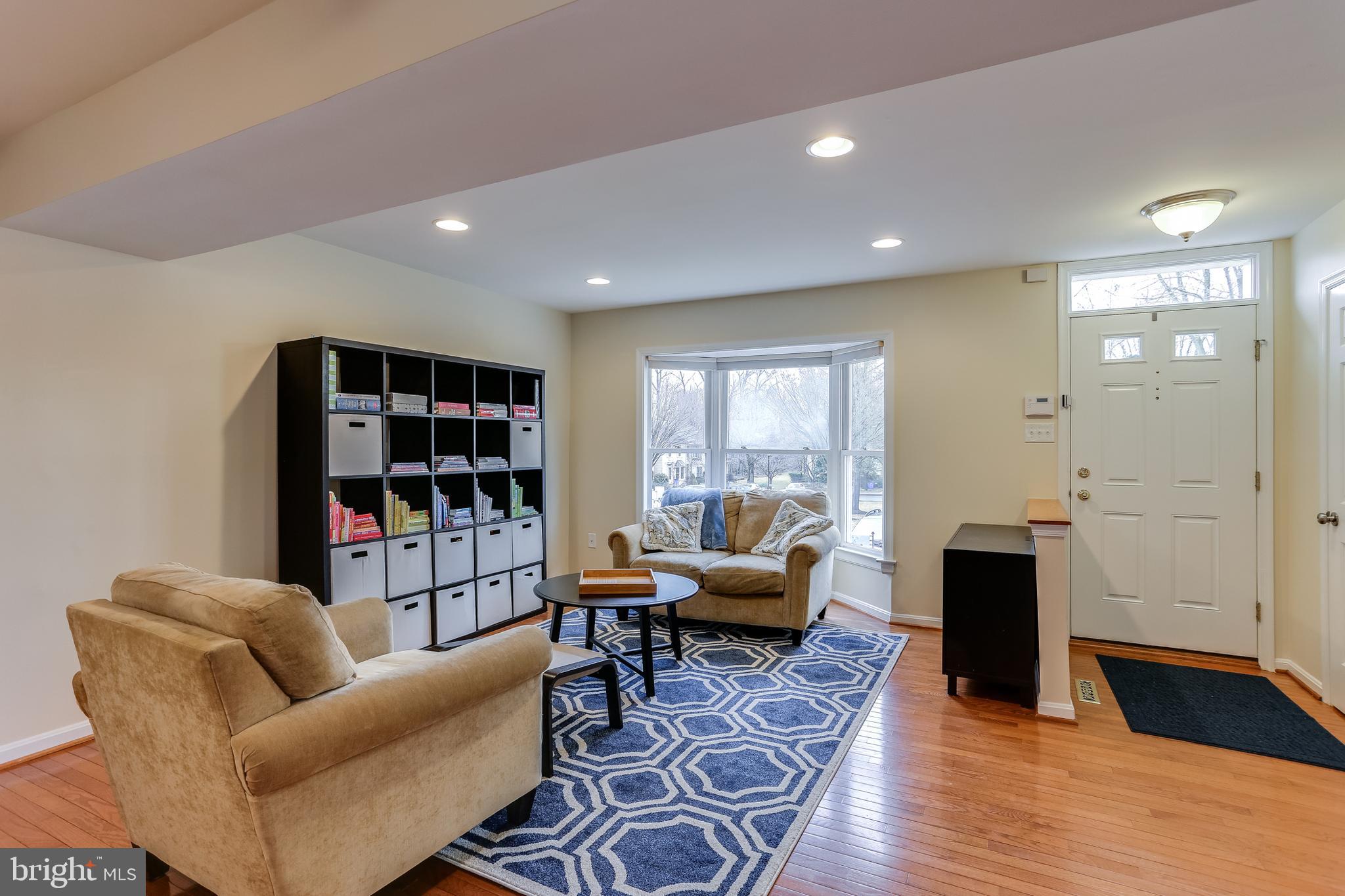 TOLL HOUSE - Residential