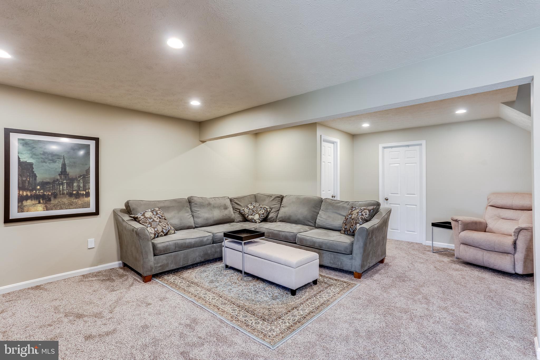 TOLL HOUSE - Residential