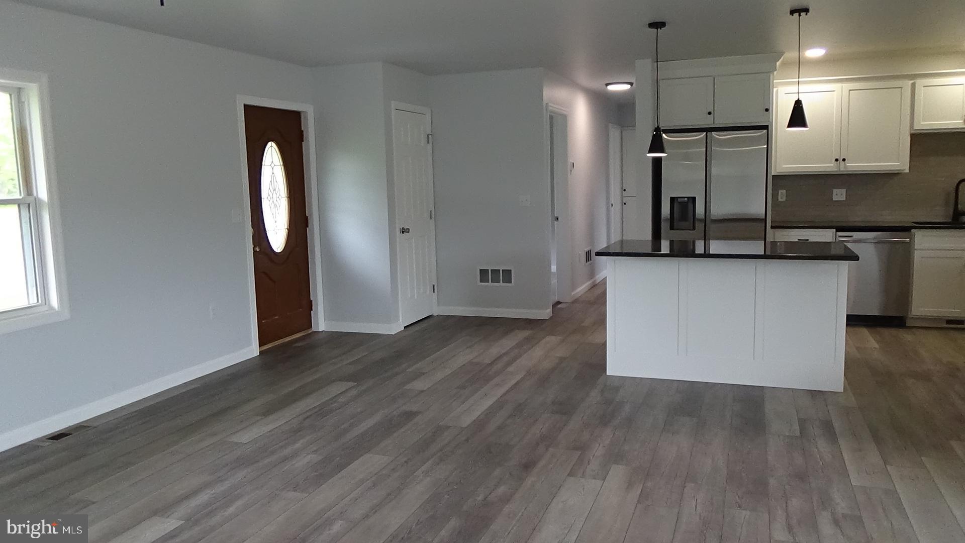 1814 FAIRGROUND ROAD