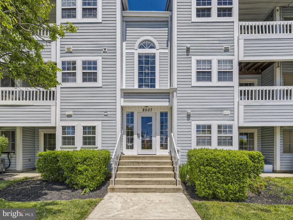 MONTGOMERY RUN - Residential Lease