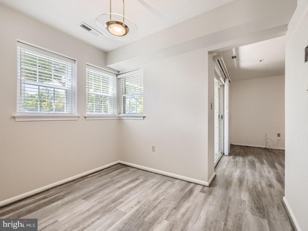 MONTGOMERY RUN - Residential Lease