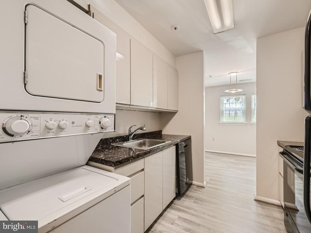 MONTGOMERY RUN - Residential Lease