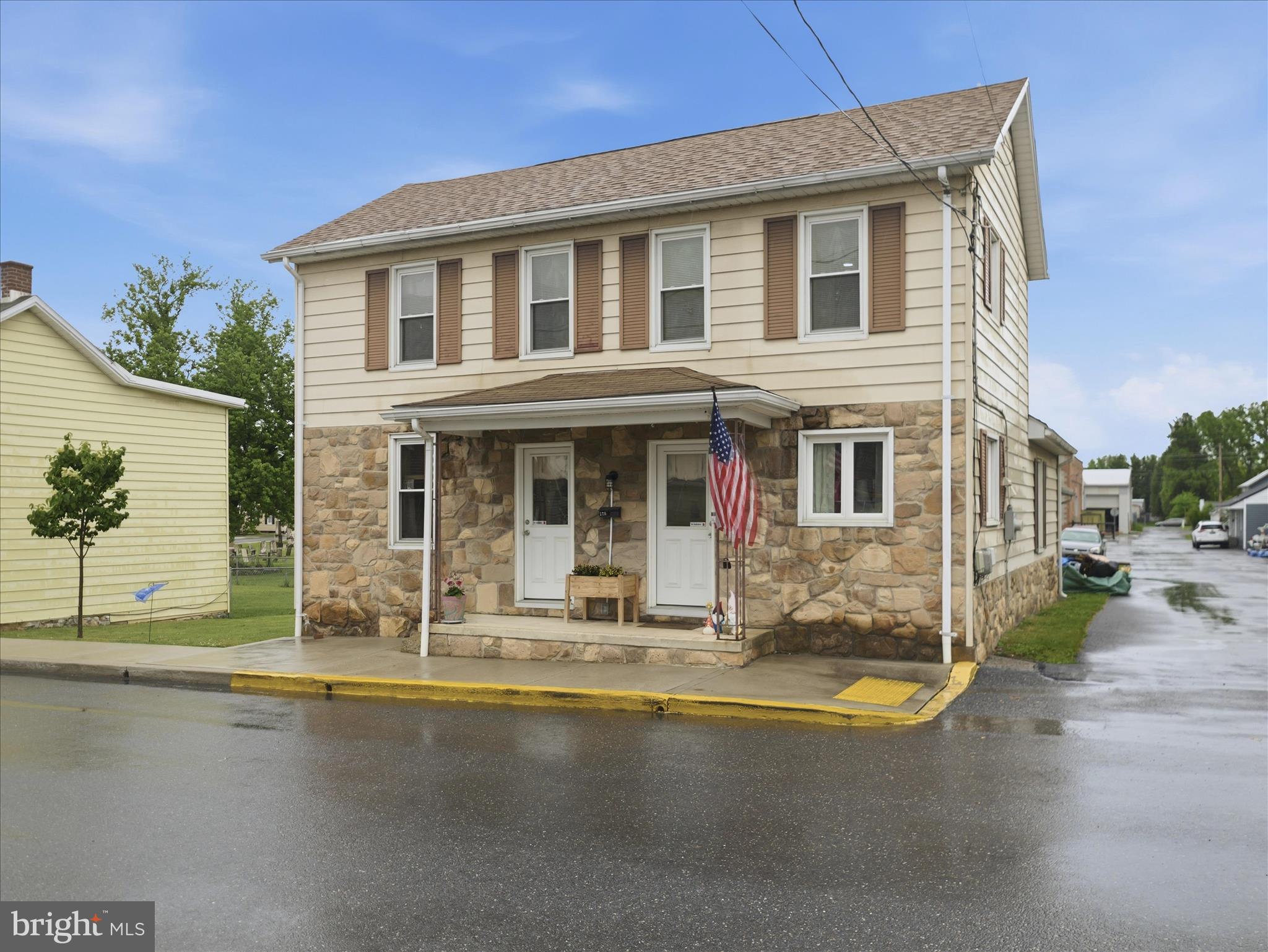 128 E MADISON STREET
