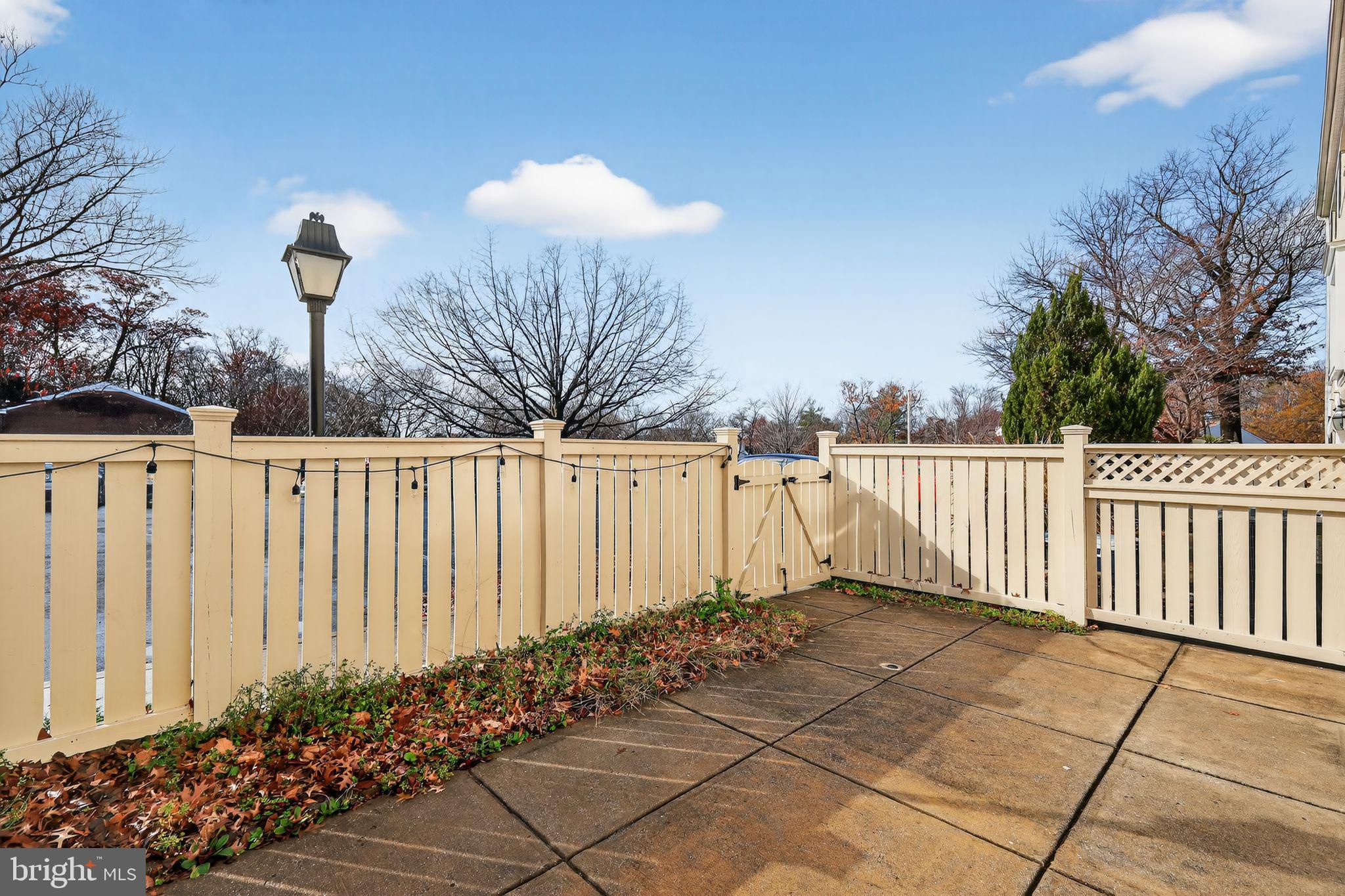 PARKSIDE AT ALEXANDRIA - Residential Lease