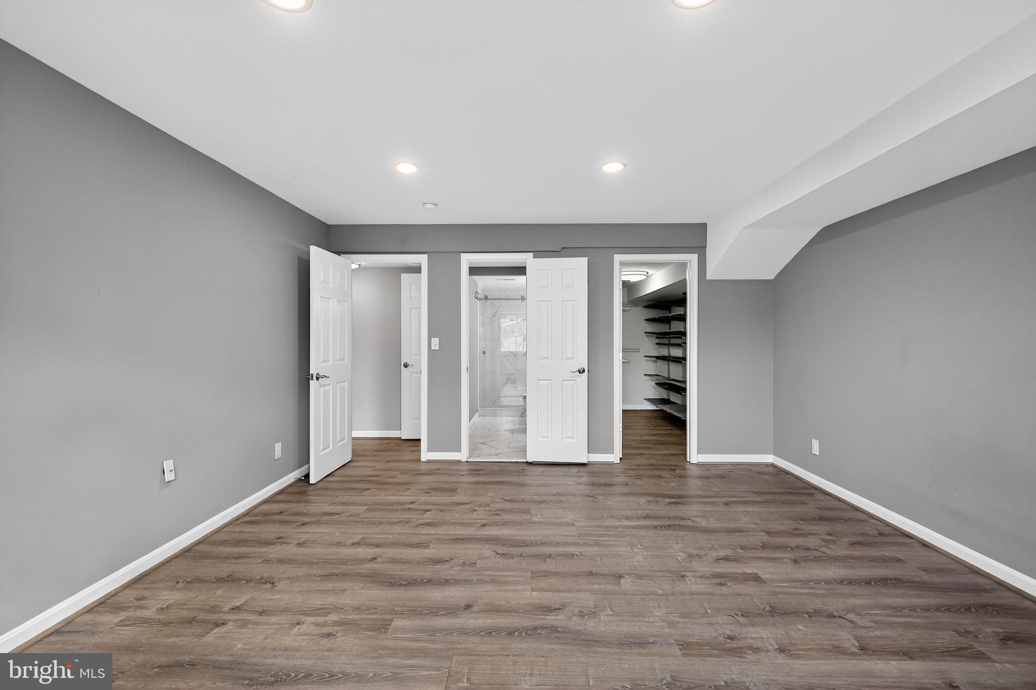 PARKSIDE AT ALEXANDRIA - Residential Lease