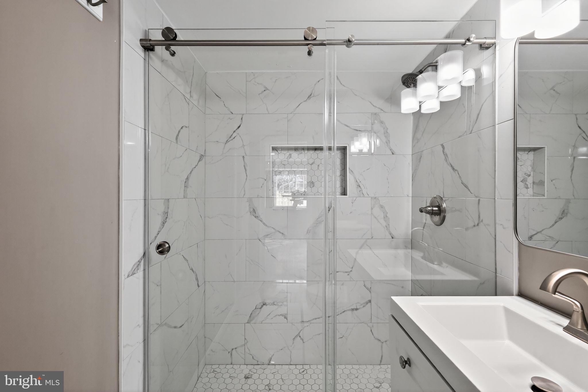 PARKSIDE AT ALEXANDRIA - Residential Lease