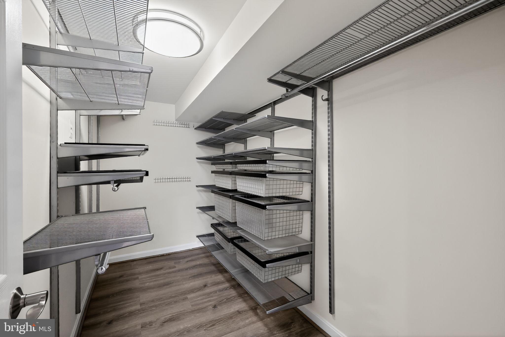 PARKSIDE AT ALEXANDRIA - Residential Lease