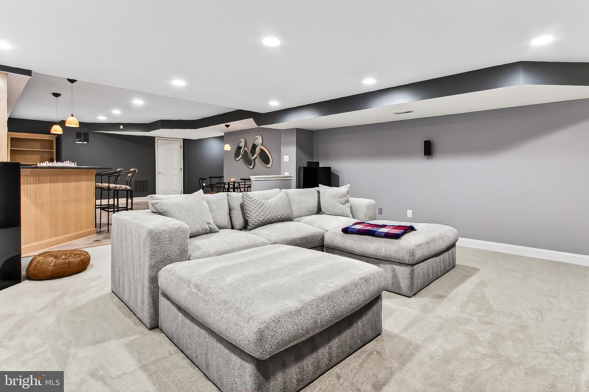 CROSSPOINTE - Residential