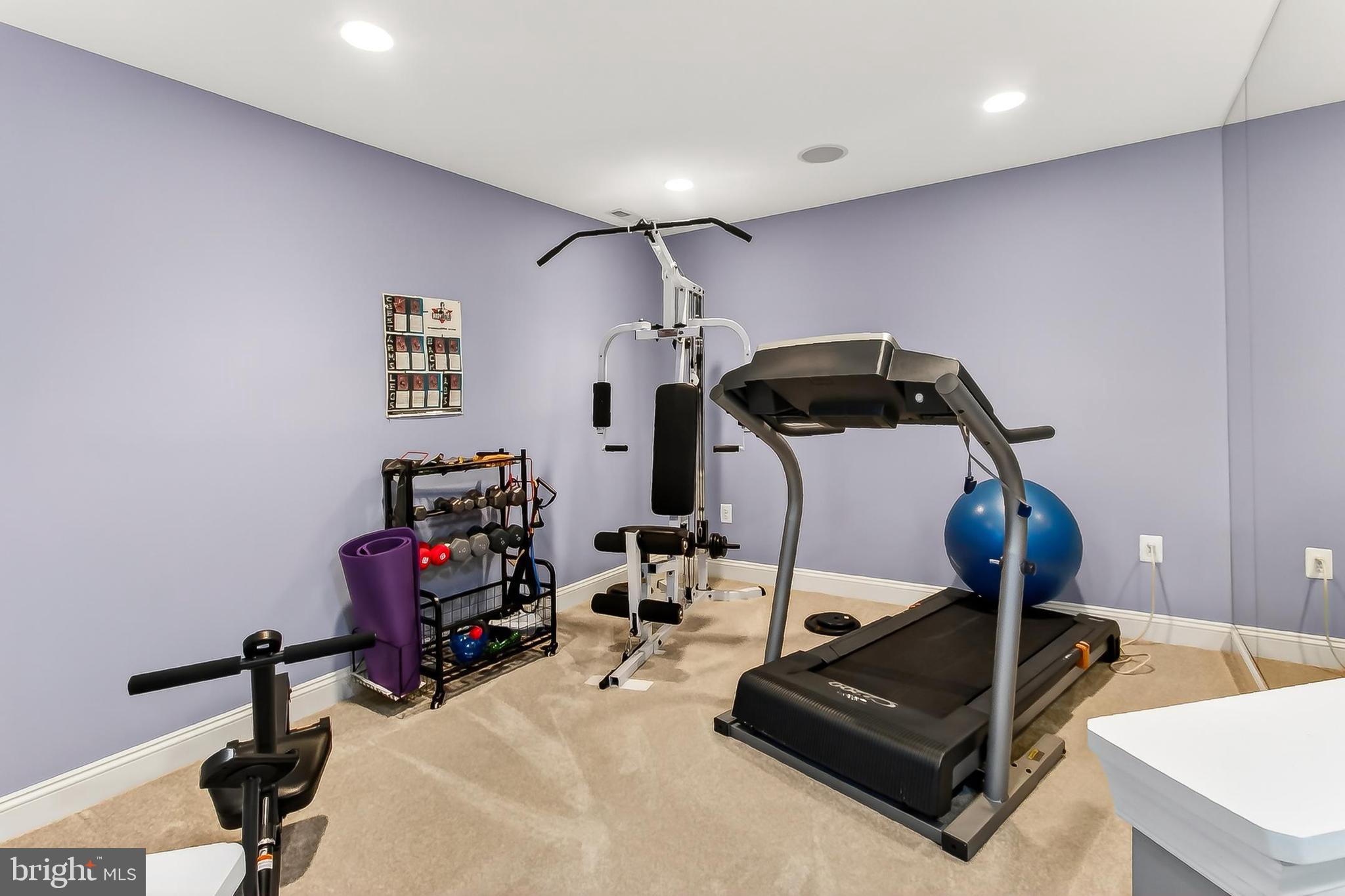 CROSSPOINTE - Residential