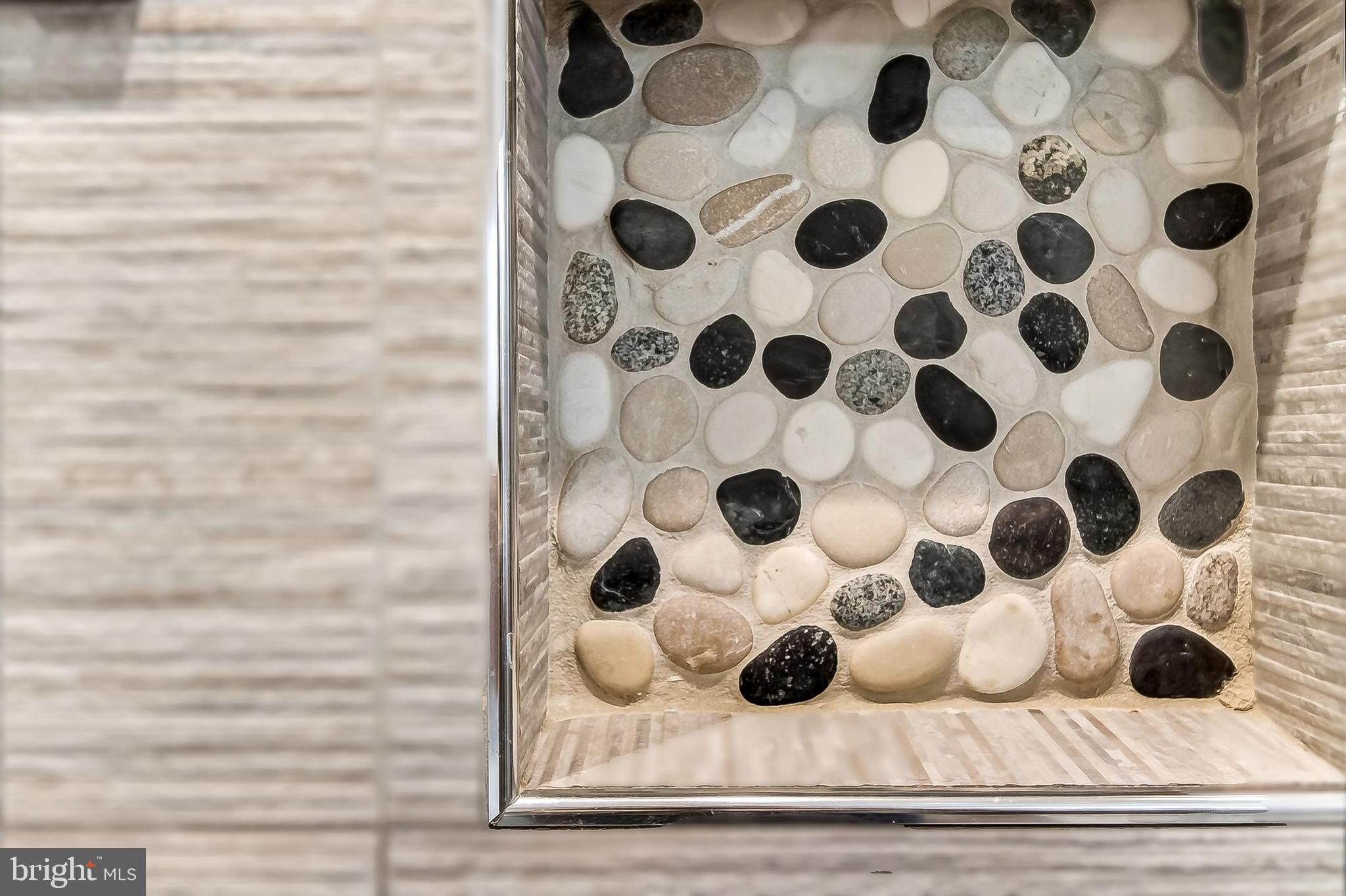 CROSSPOINTE - Residential