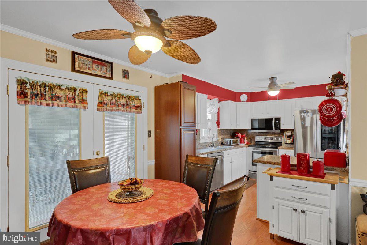 HEMPFIELD GREEN - Residential